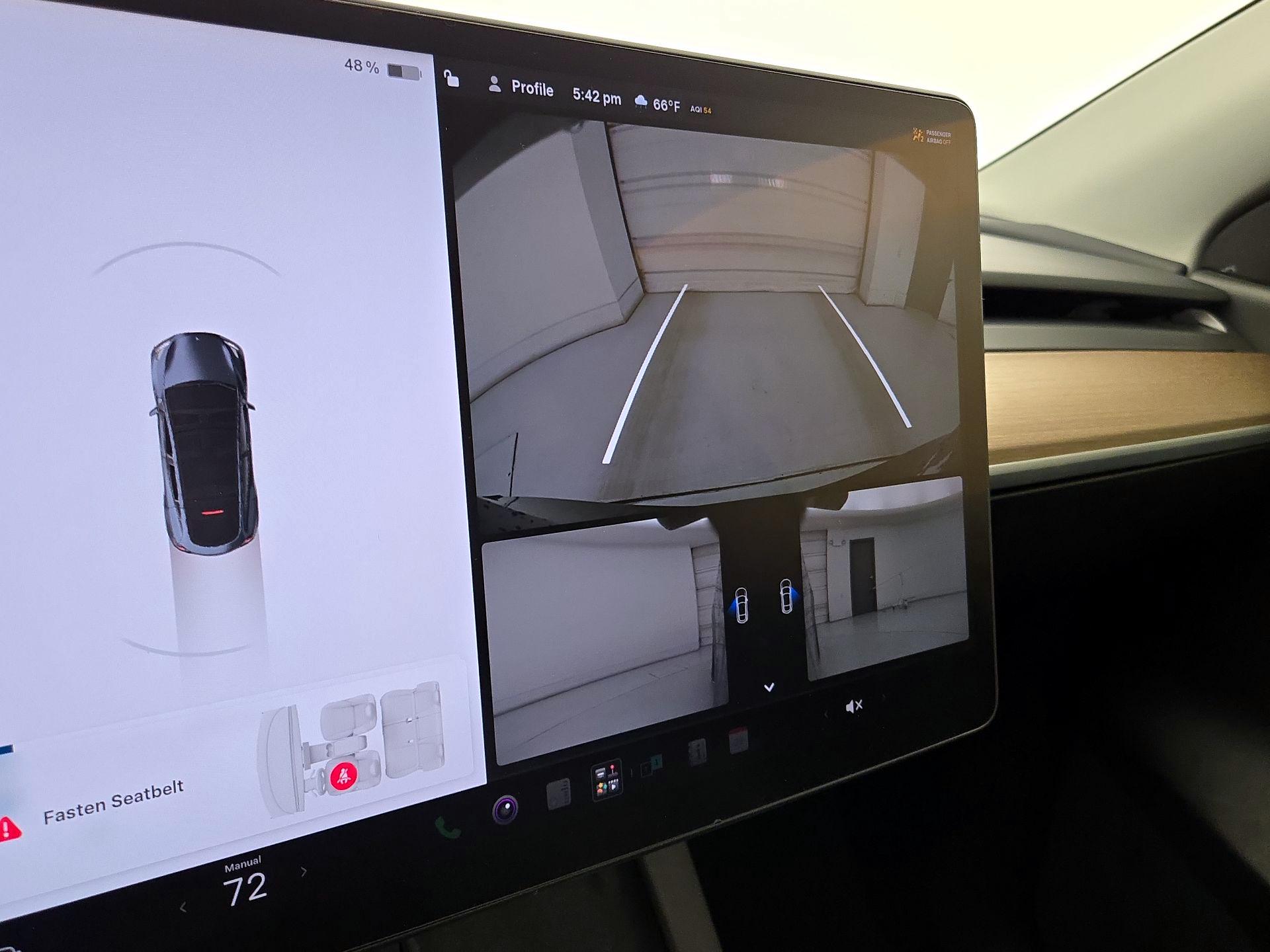 Thumbnail: 2022 Tesla Model Y - 14