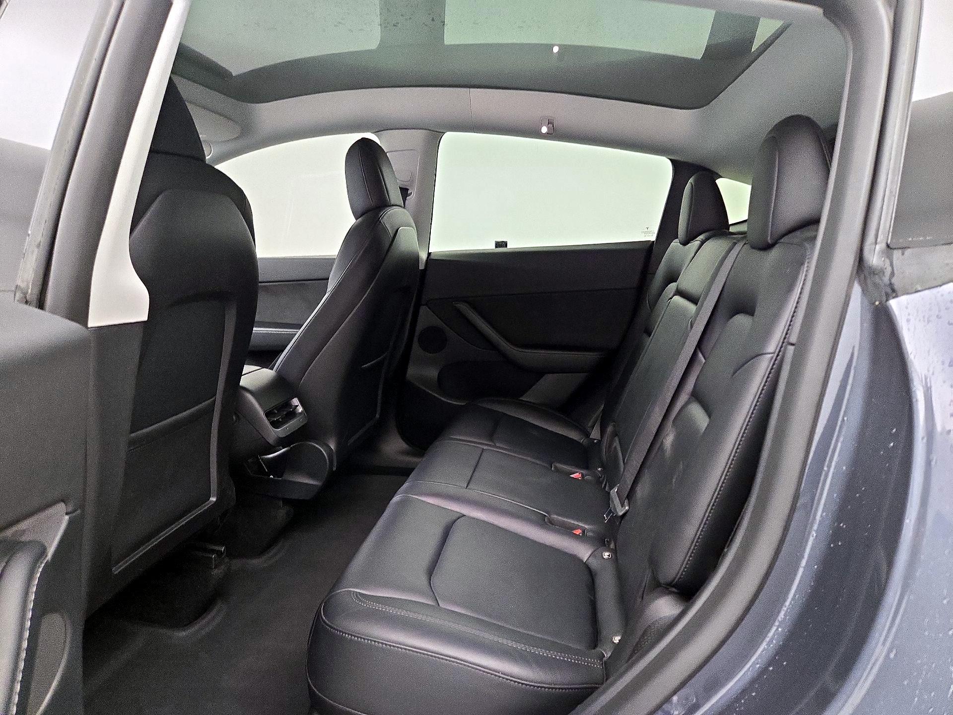 Thumbnail: 2022 Tesla Model Y - 20