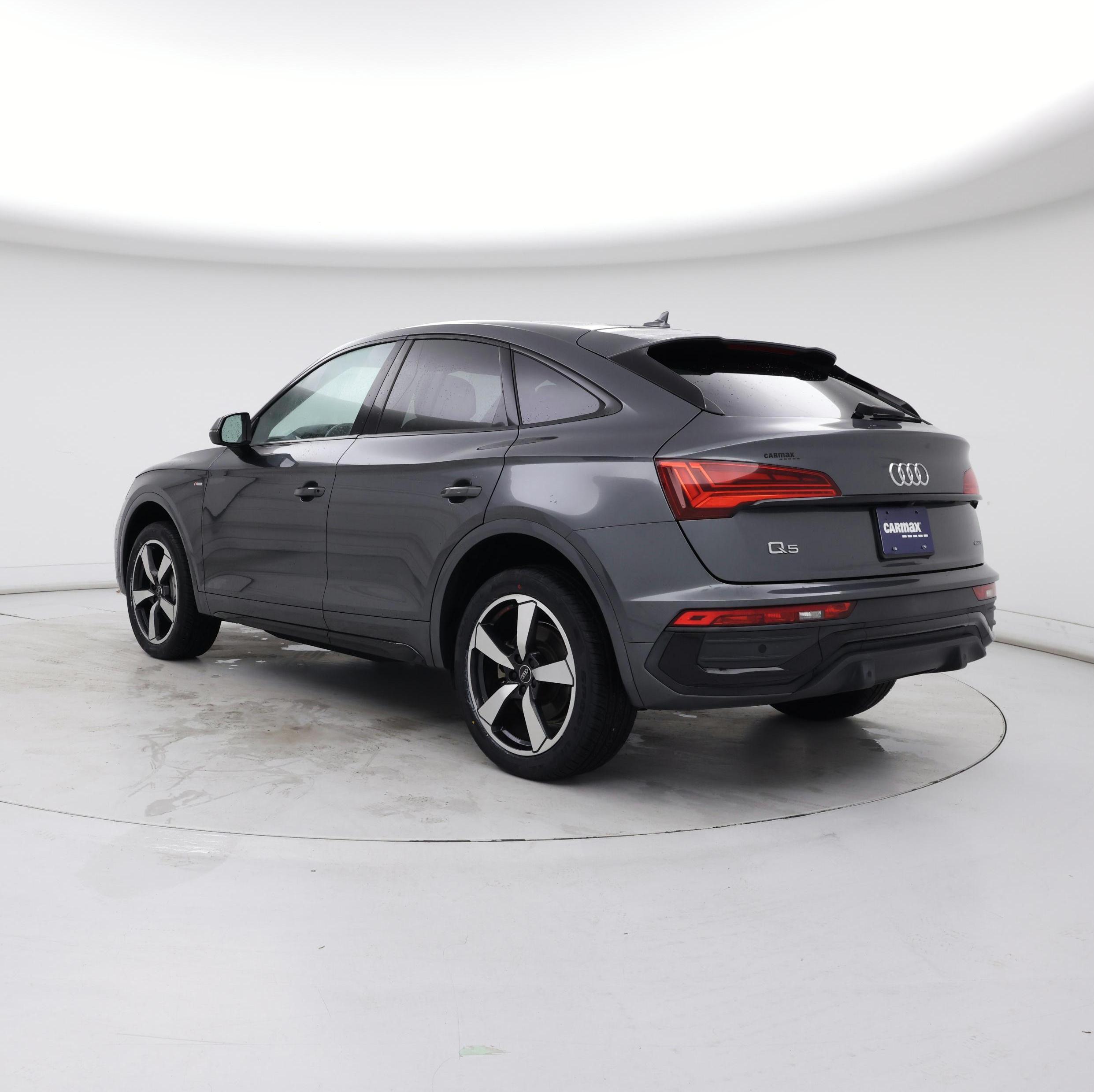 Thumbnail: 2022 Audi Q5 - 2