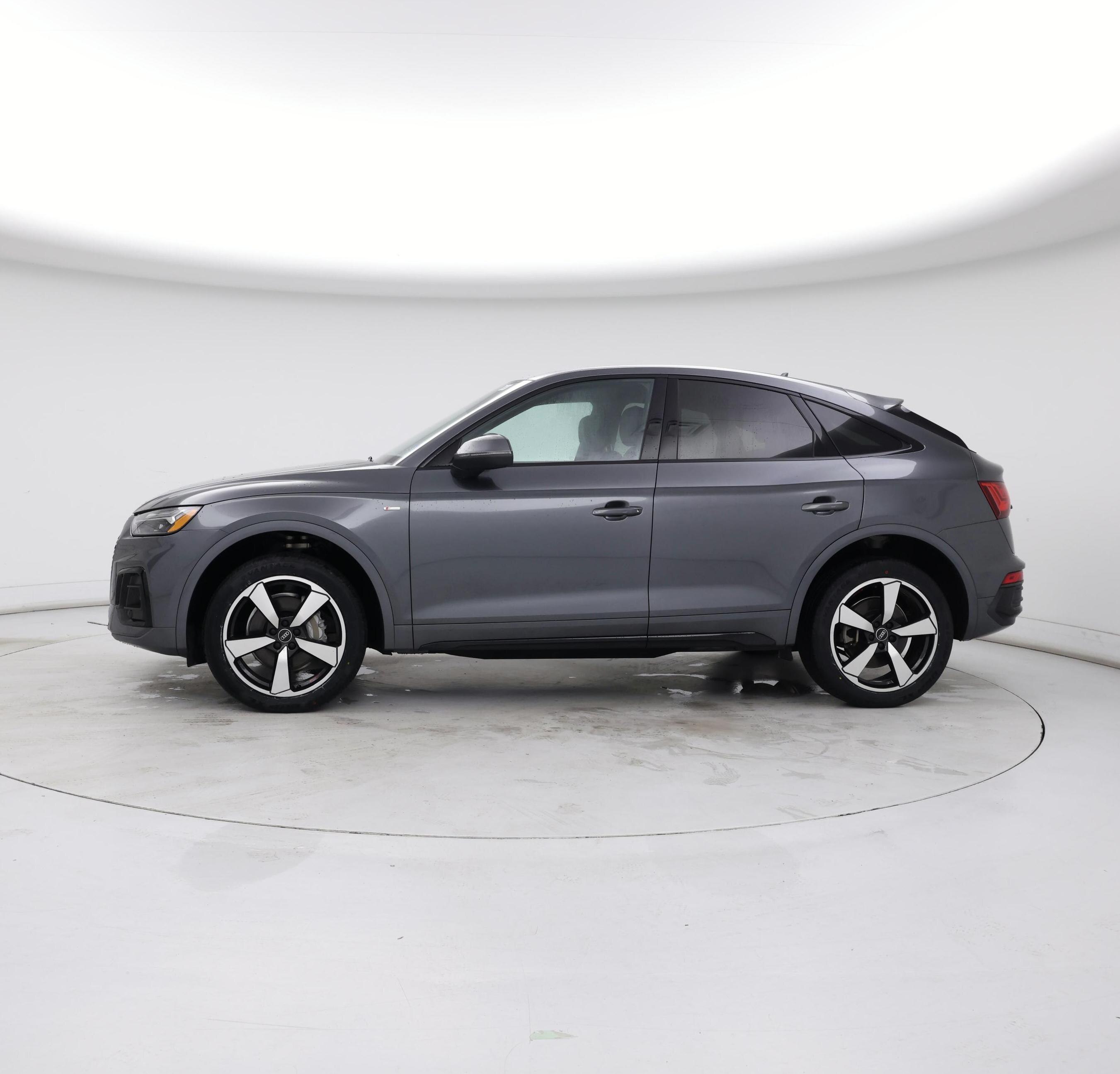 Thumbnail: 2022 Audi Q5 - 3