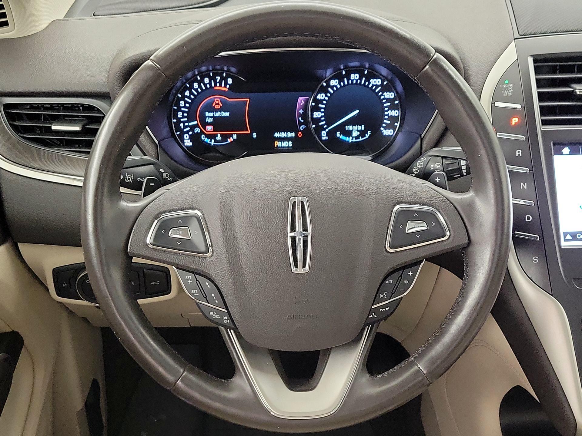 Thumbnail: 2019 Lincoln MKC - 10