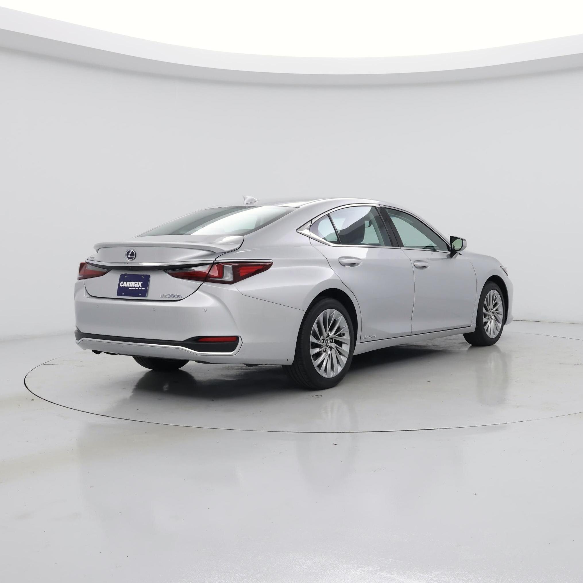 Thumbnail: 2021 Lexus ES - 8