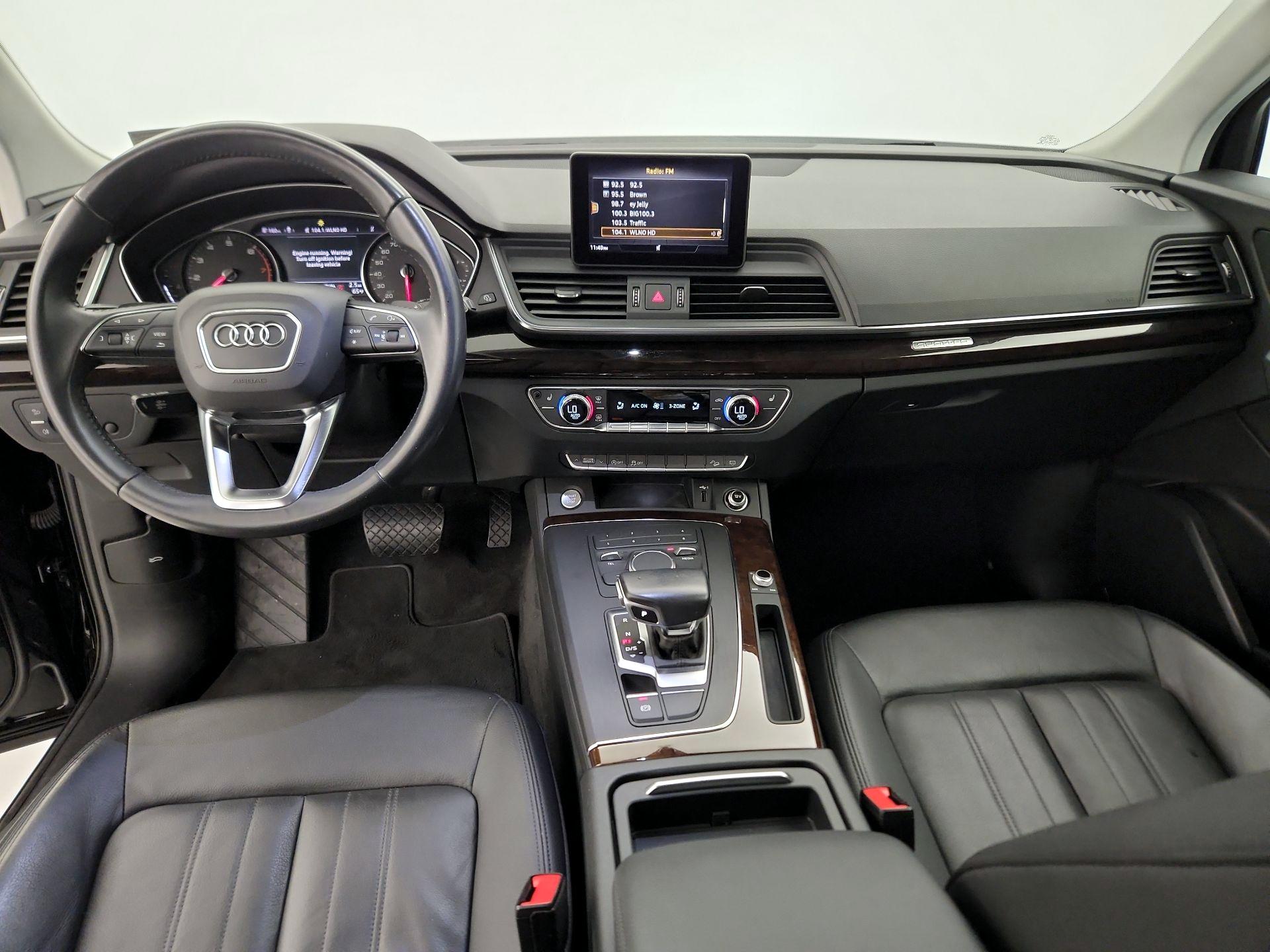 Thumbnail: 2019 Audi Q5 - 9