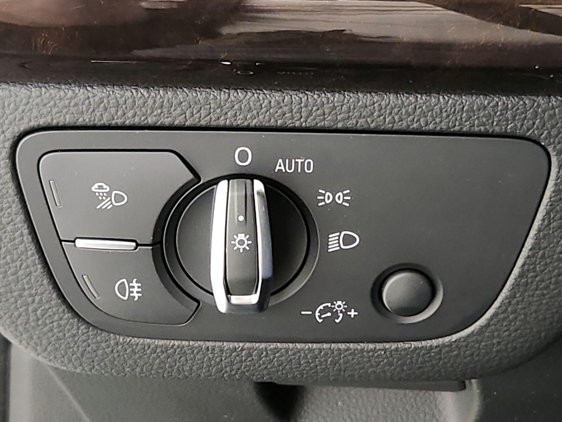 Thumbnail: 2019 Audi Q5 - 13