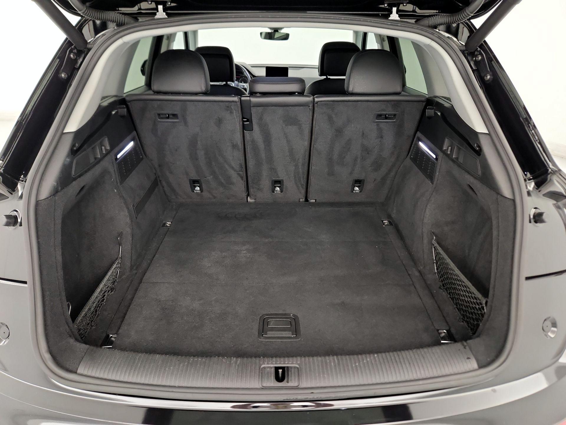 Thumbnail: 2019 Audi Q5 - 20