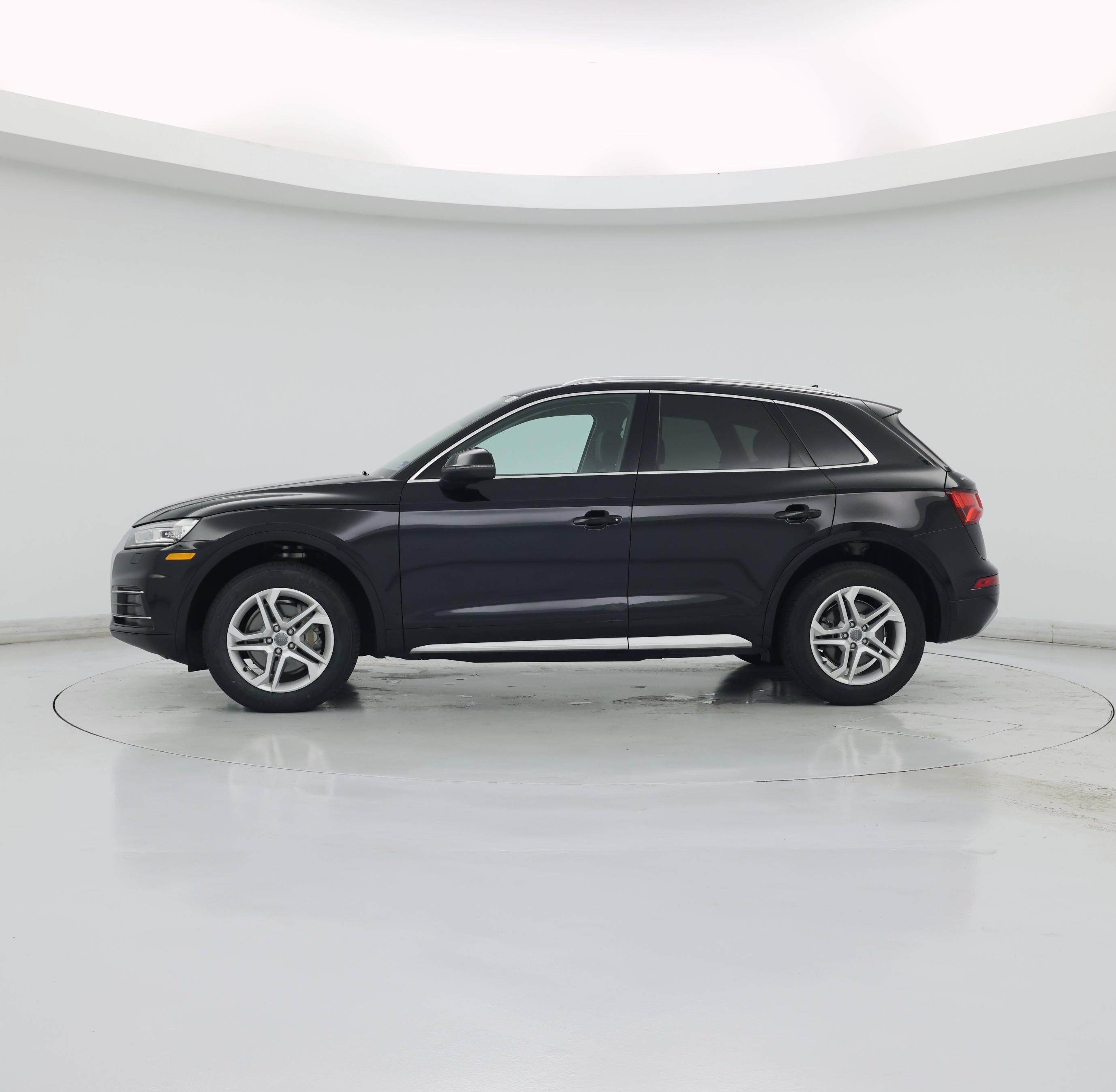 Thumbnail: 2019 Audi Q5 - 3