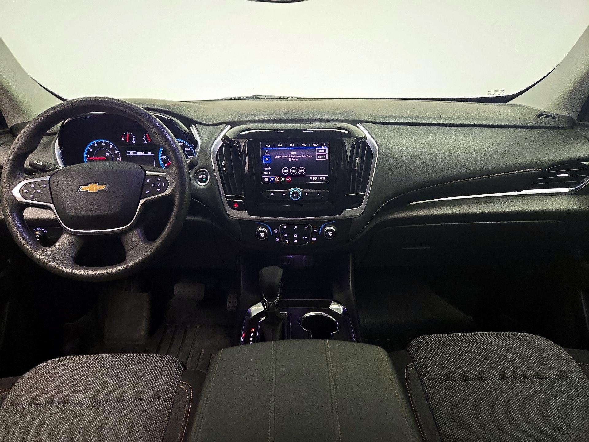 Thumbnail: 2021 Chevrolet Traverse - 9