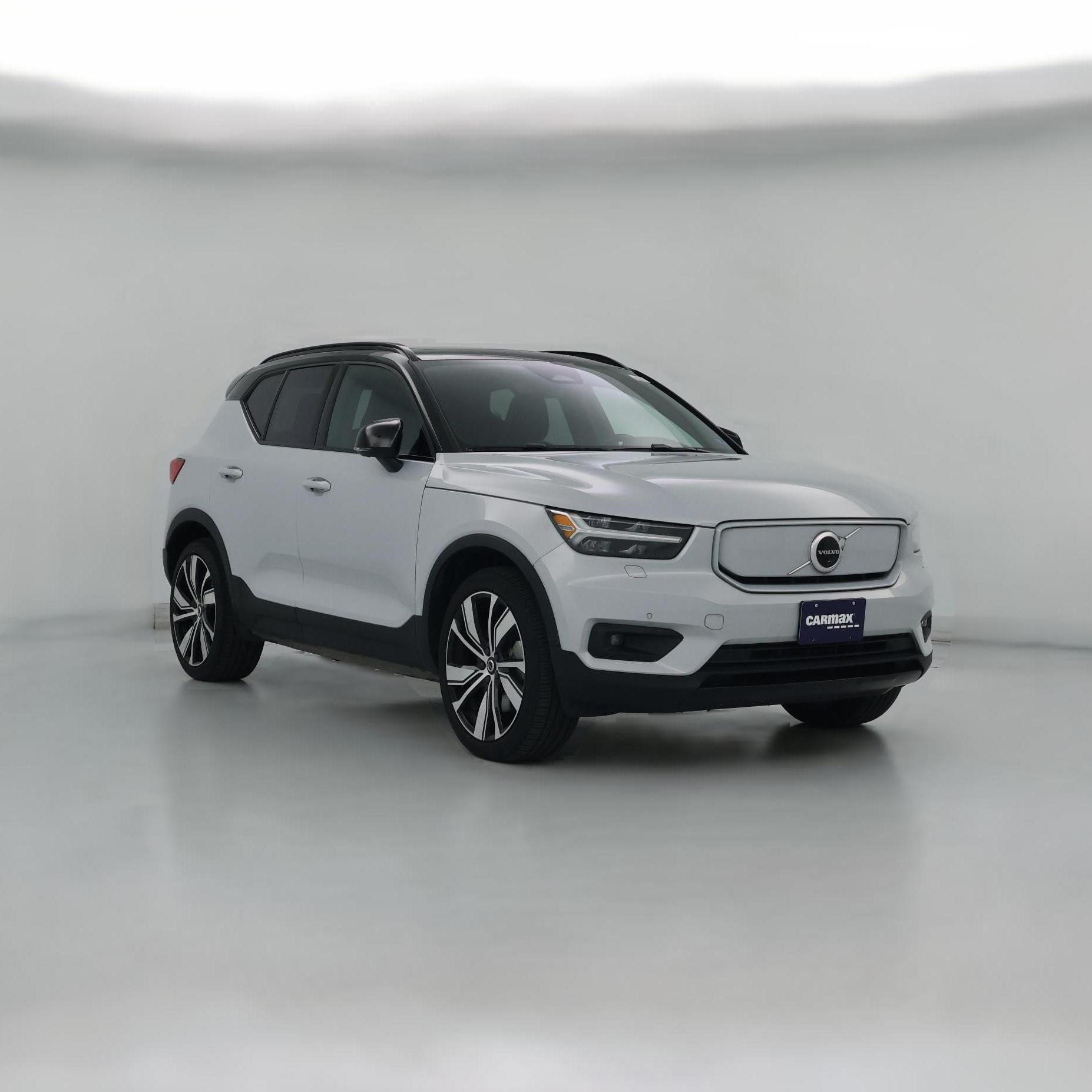 Thumbnail: 2021 Volvo XC40 - 1