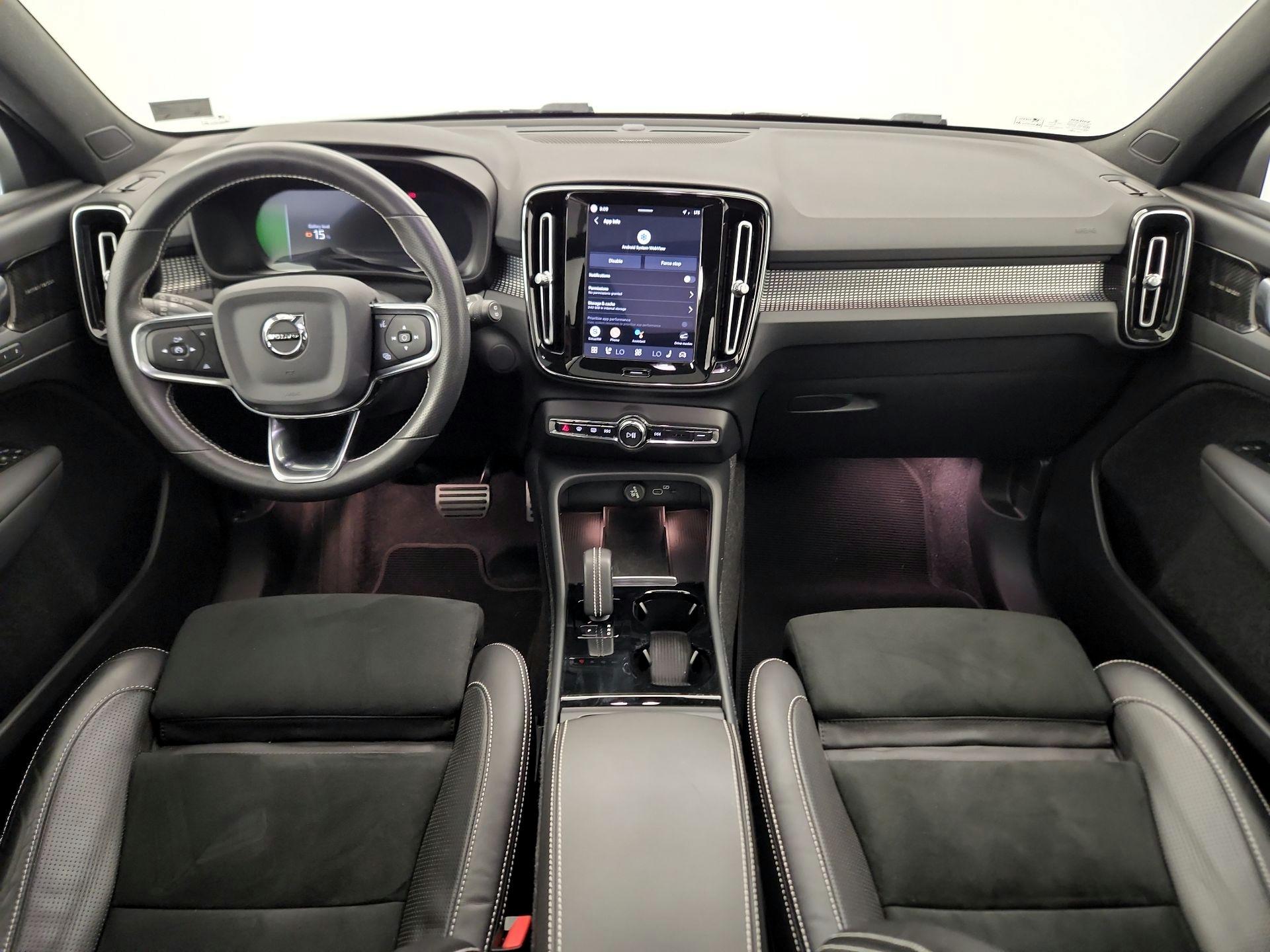 Thumbnail: 2021 Volvo XC40 - 9