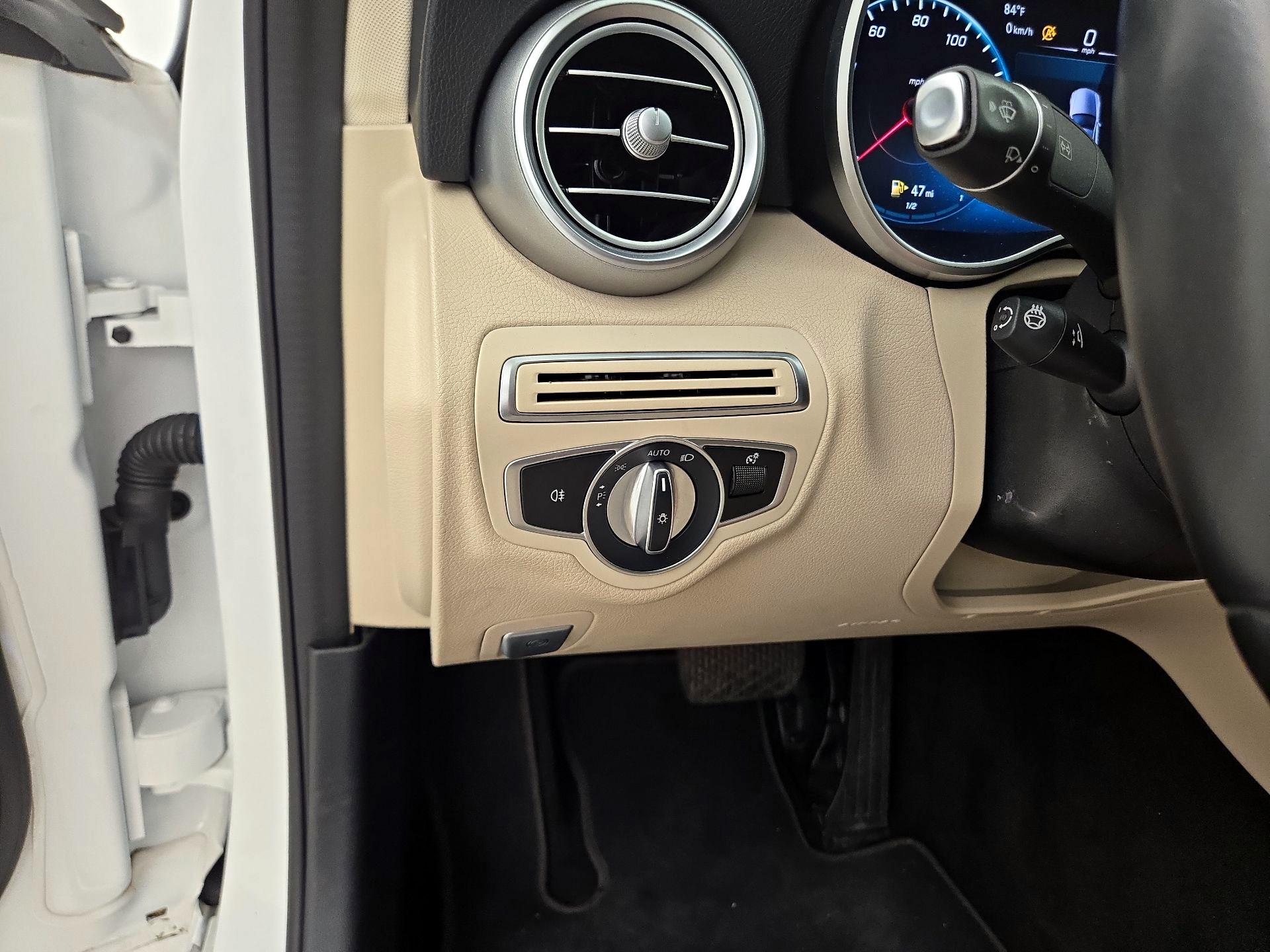 Thumbnail: 2021 Mercedes-Benz C-Class - 13
