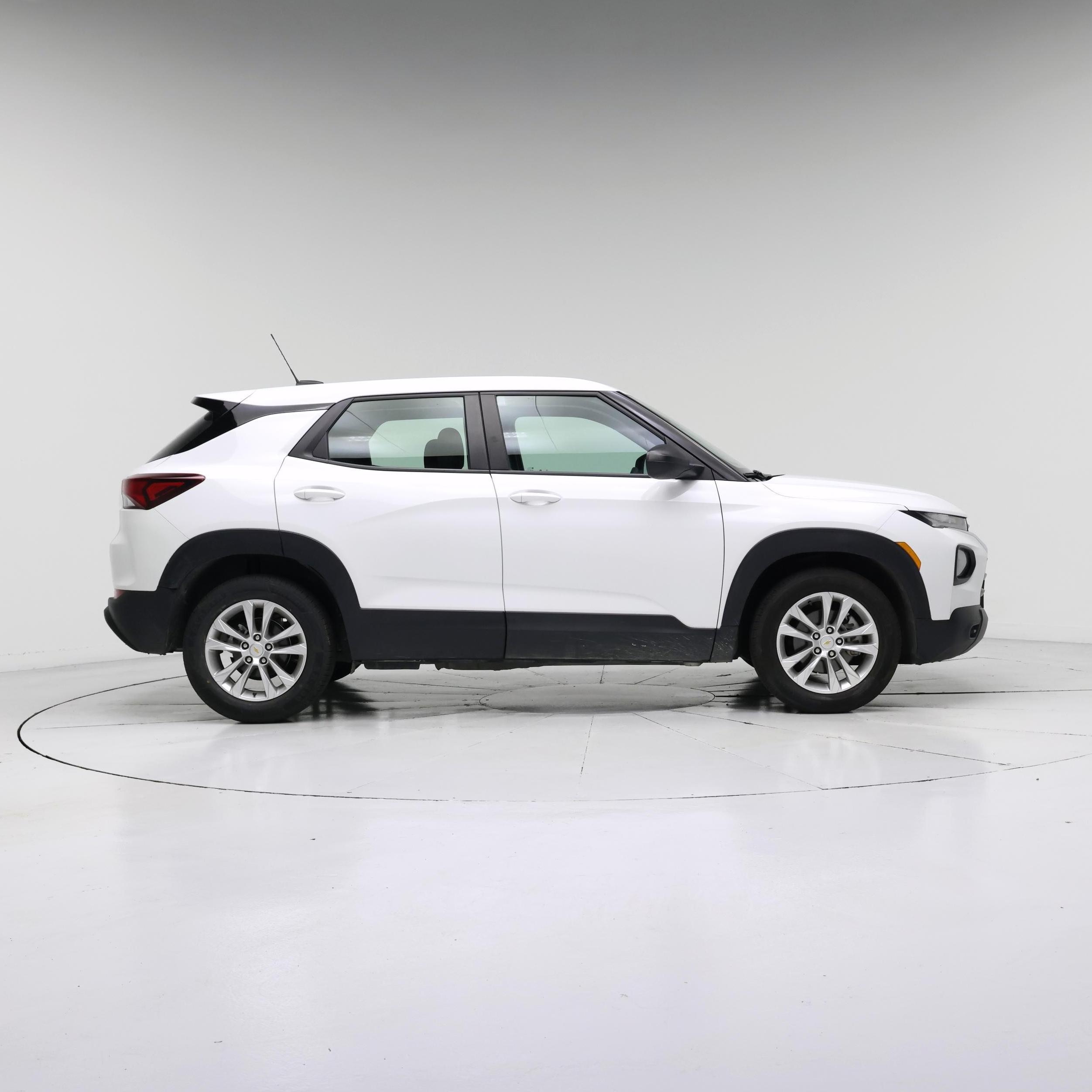 Thumbnail: 2023 Chevrolet TrailBlazer - 7