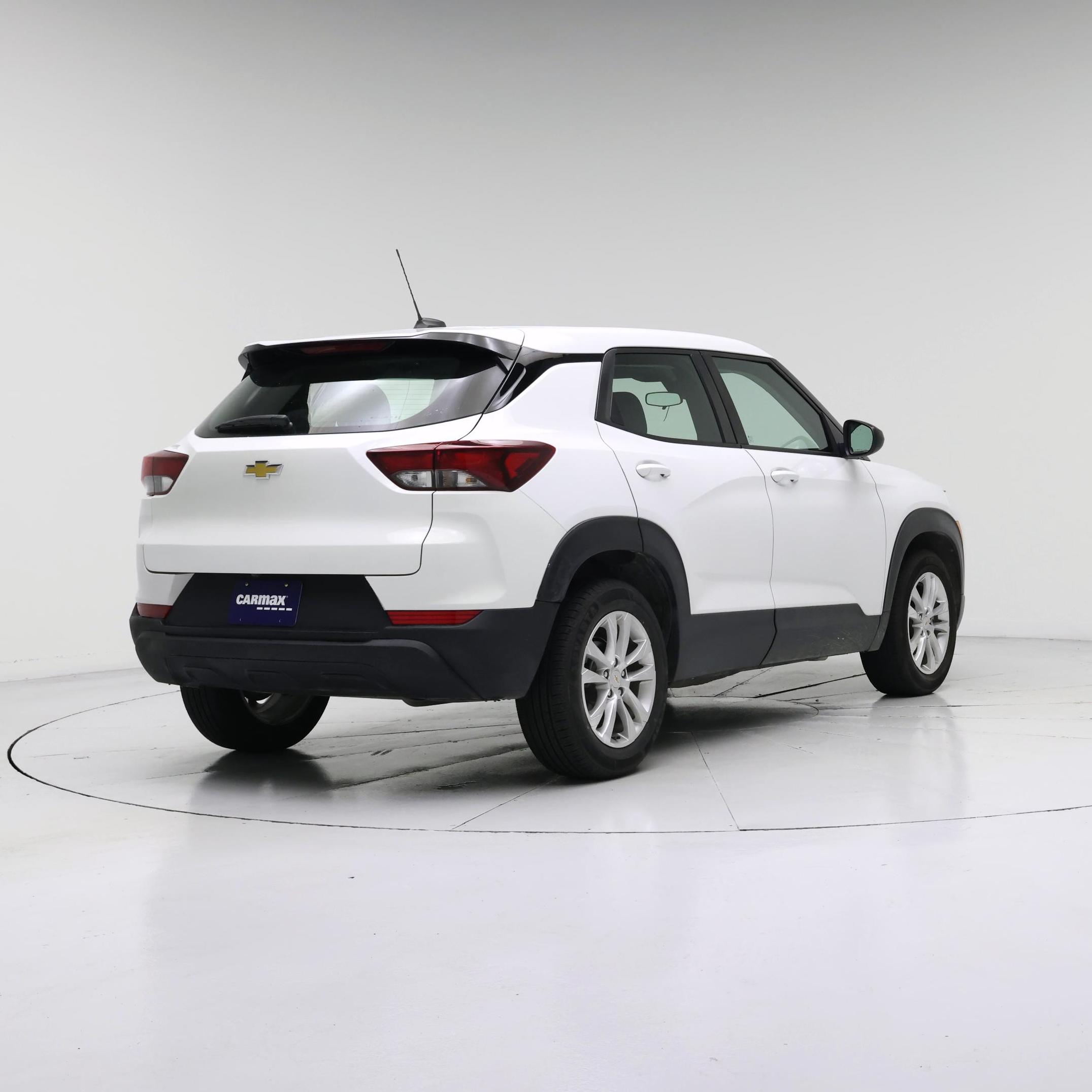 Thumbnail: 2023 Chevrolet TrailBlazer - 8
