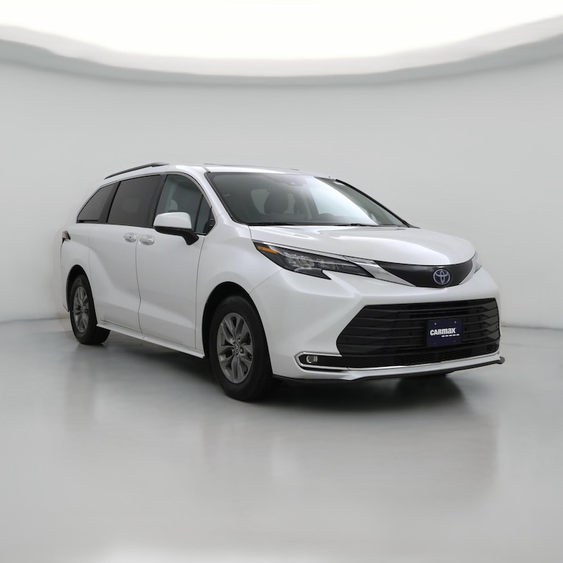 2024 Toyota Sienna Hybrid XLE