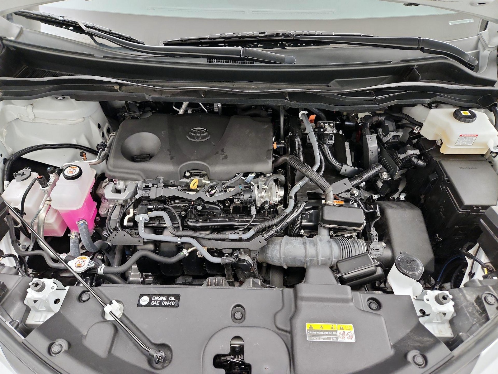 2024 Toyota Sienna XLE - Photo 25
