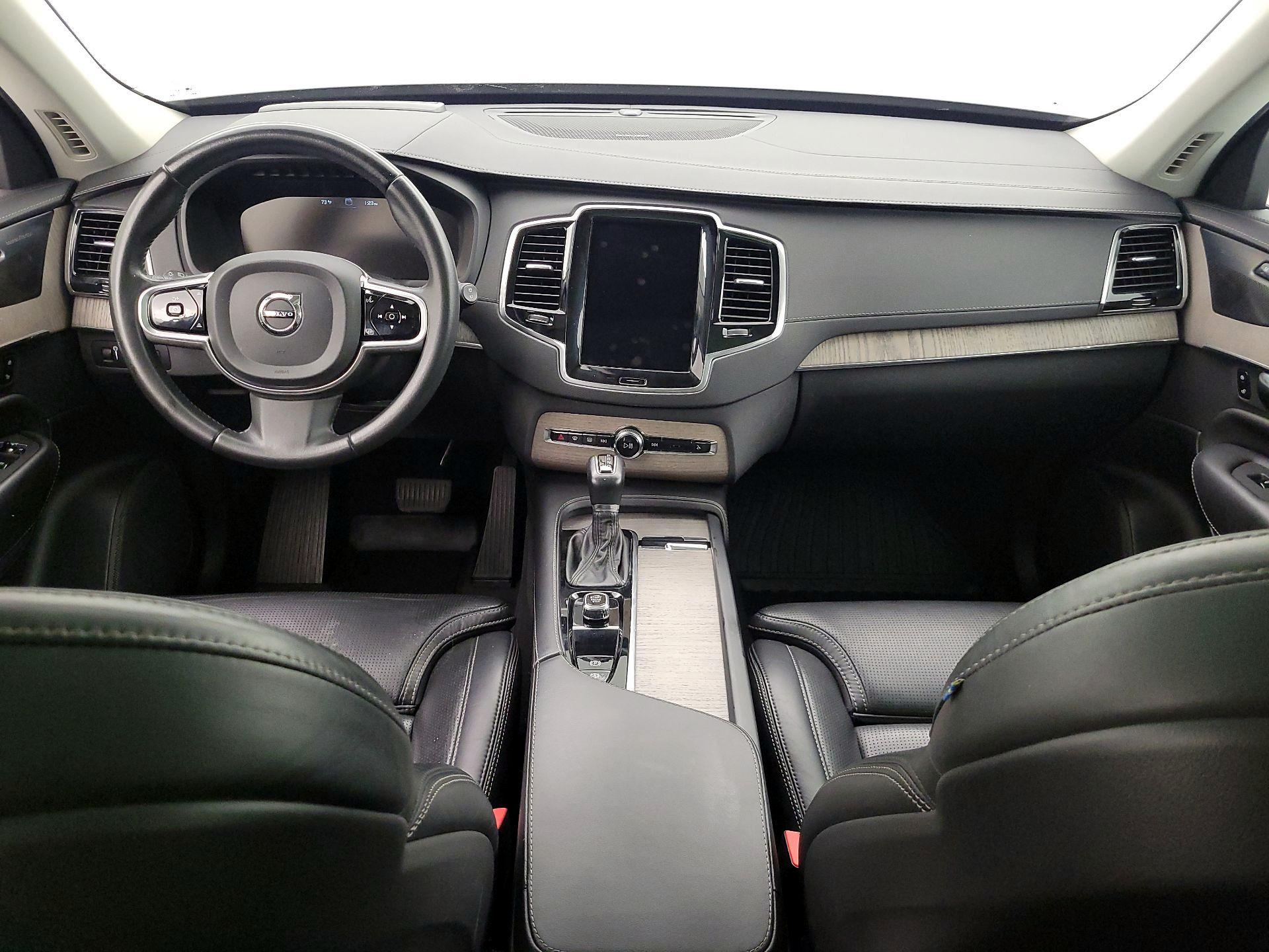 Thumbnail: 2022 Volvo XC90 - 9