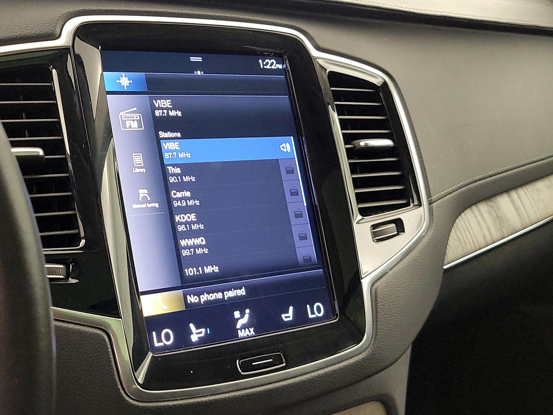 Thumbnail: 2022 Volvo XC90 - 16