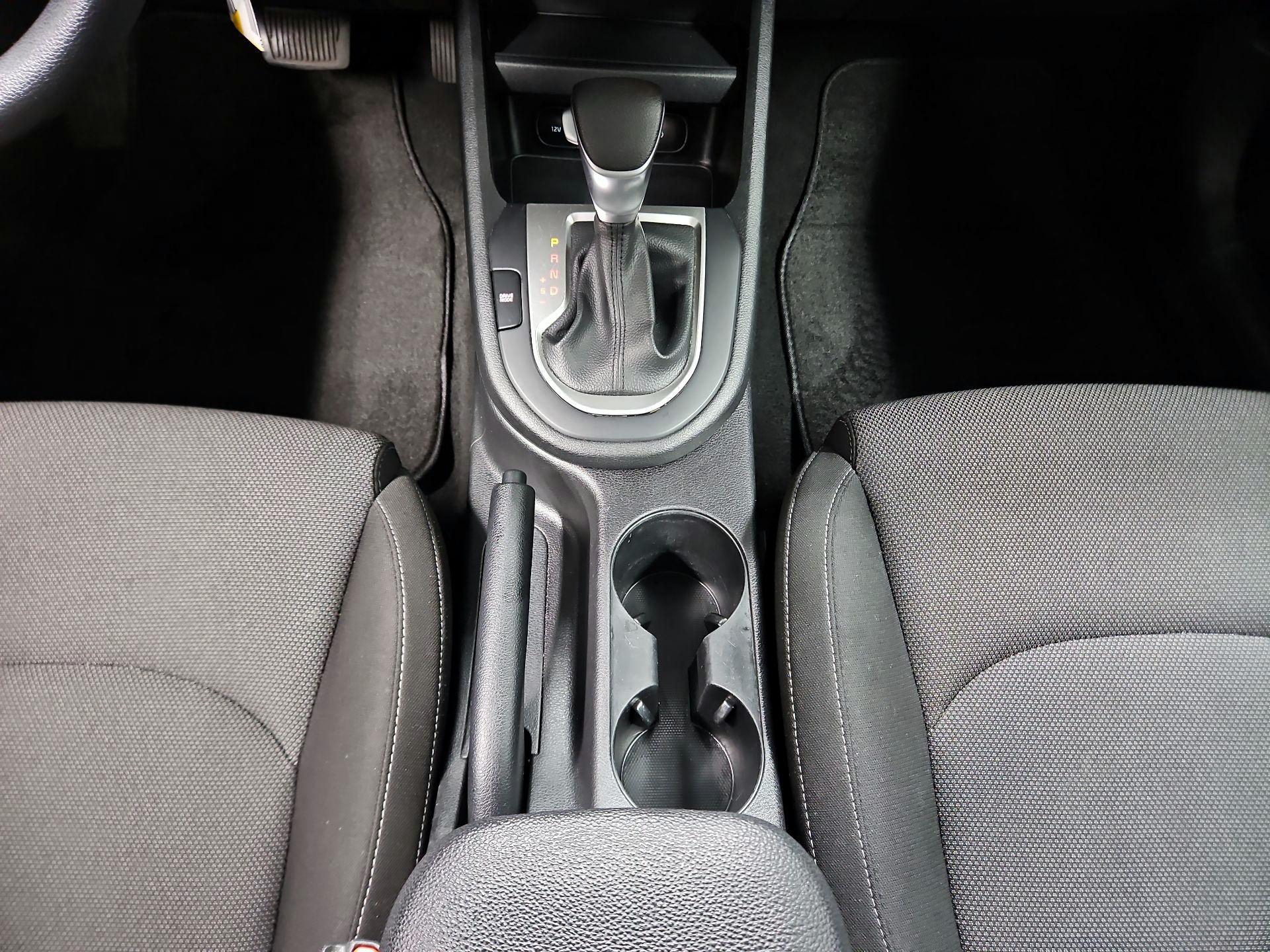 Thumbnail: 2024 Kia Forte - 17