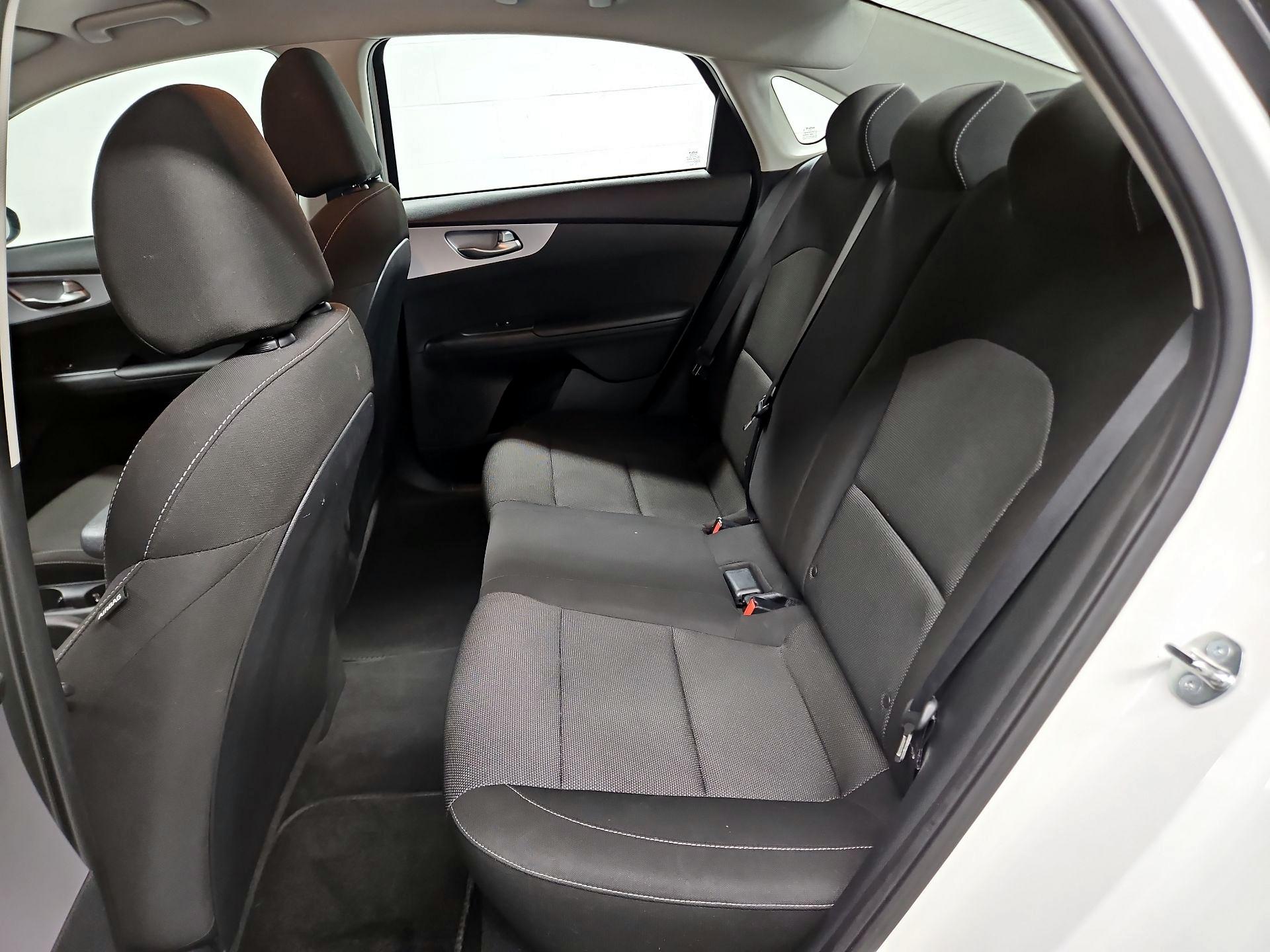 Thumbnail: 2024 Kia Forte - 19