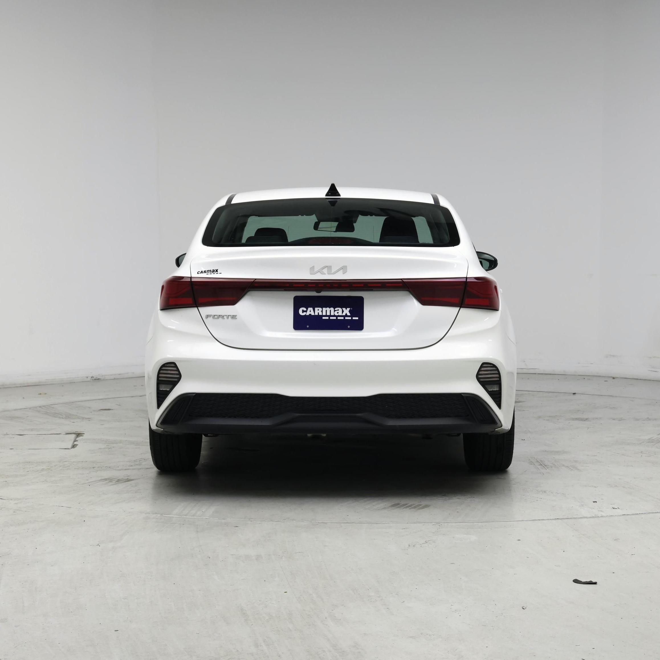 Thumbnail: 2024 Kia Forte - 6