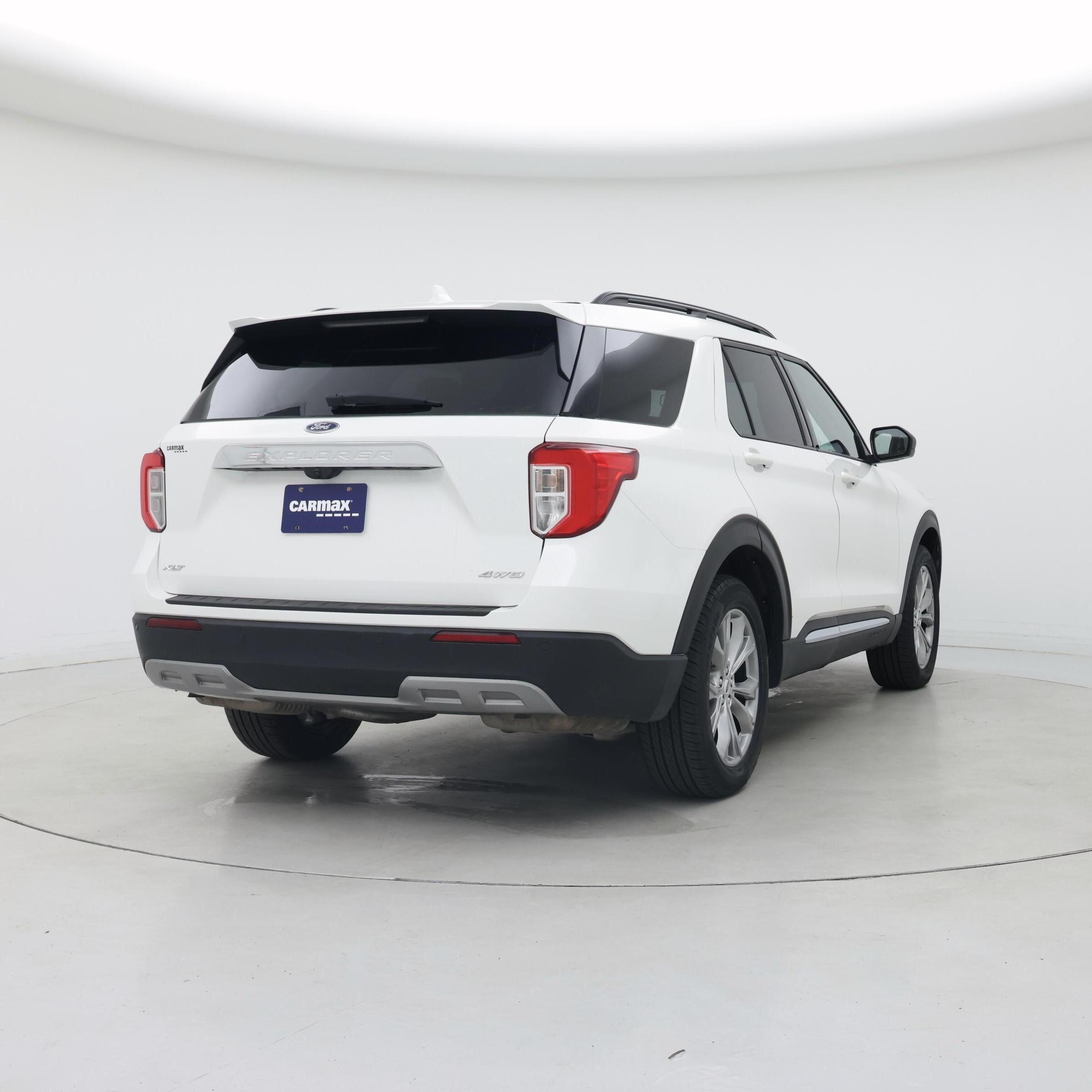 Thumbnail: 2022 Ford Explorer - 8