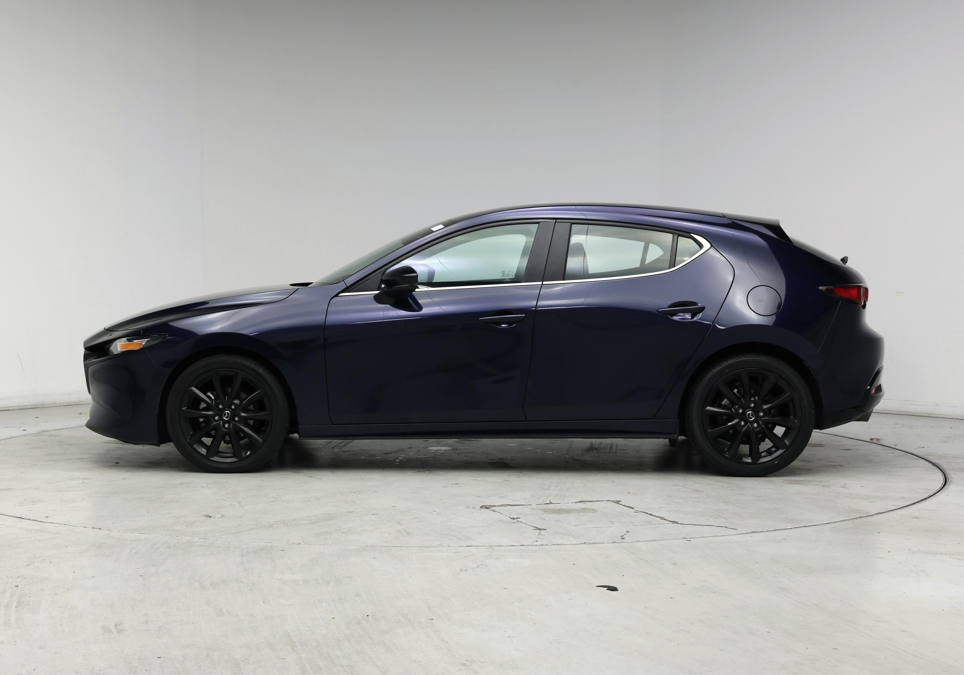 Thumbnail: 2024 Mazda Mazda3 - 3