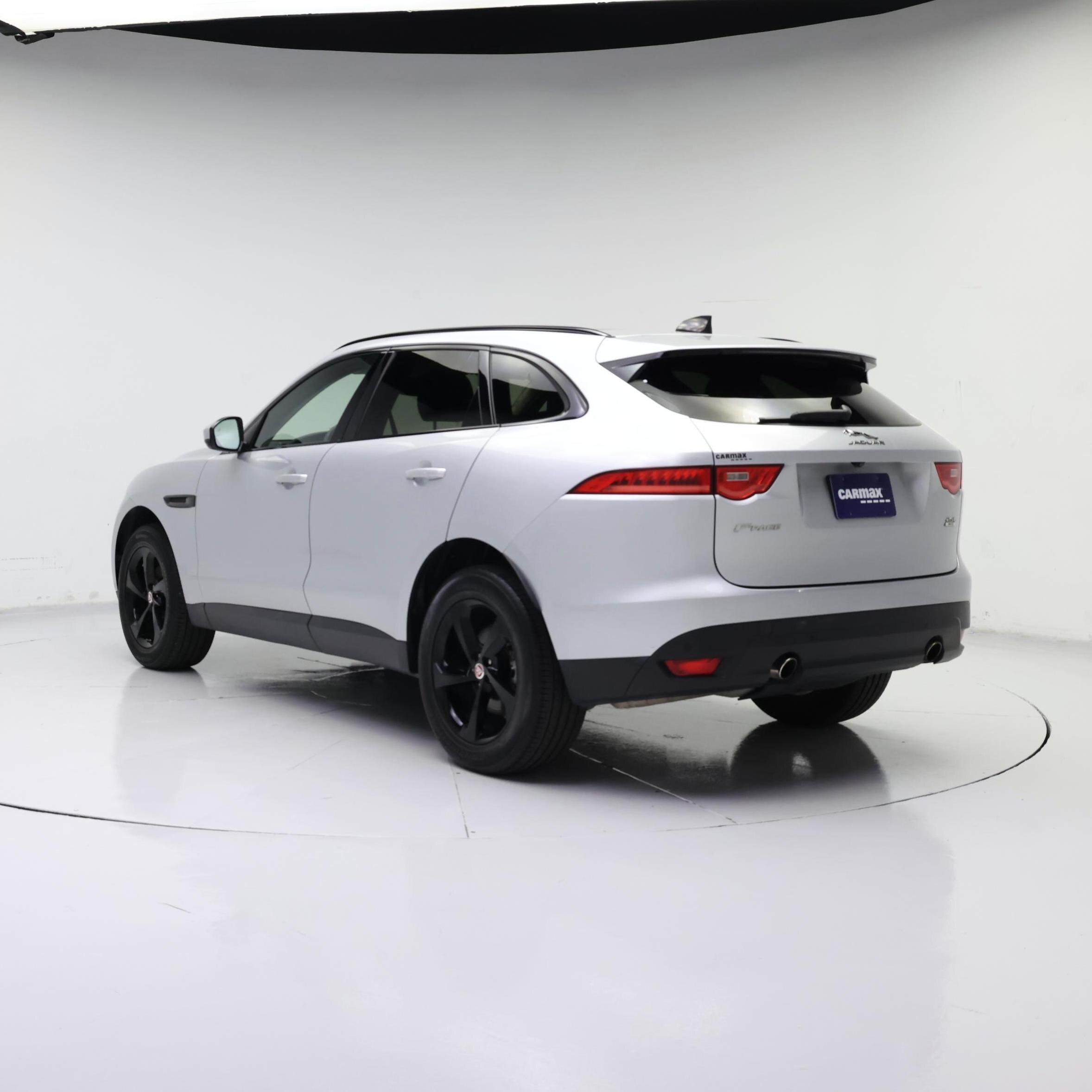 Thumbnail: 2020 Jaguar F-Pace - 2