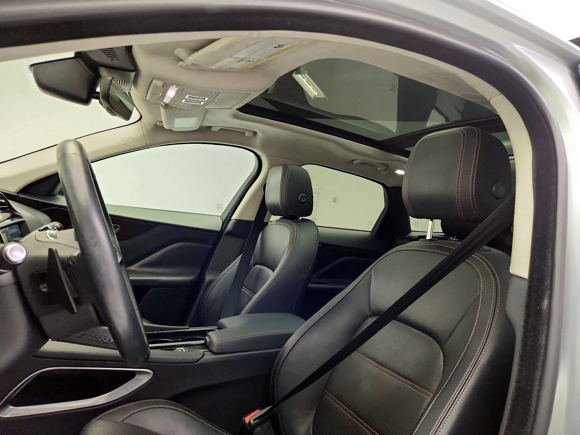 Thumbnail: 2020 Jaguar F-Pace - 20
