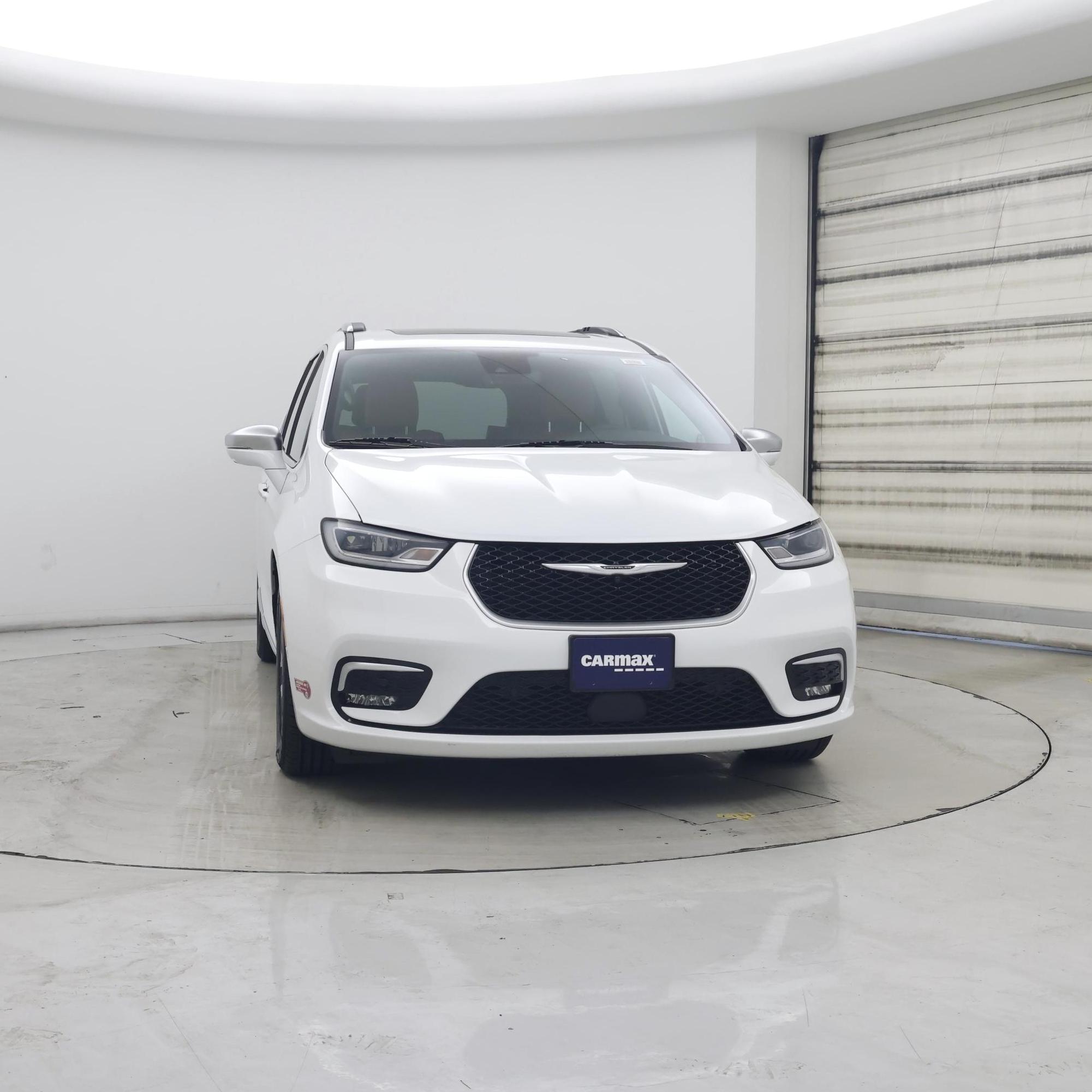 Thumbnail: 2022 Chrysler Pacifica - 5
