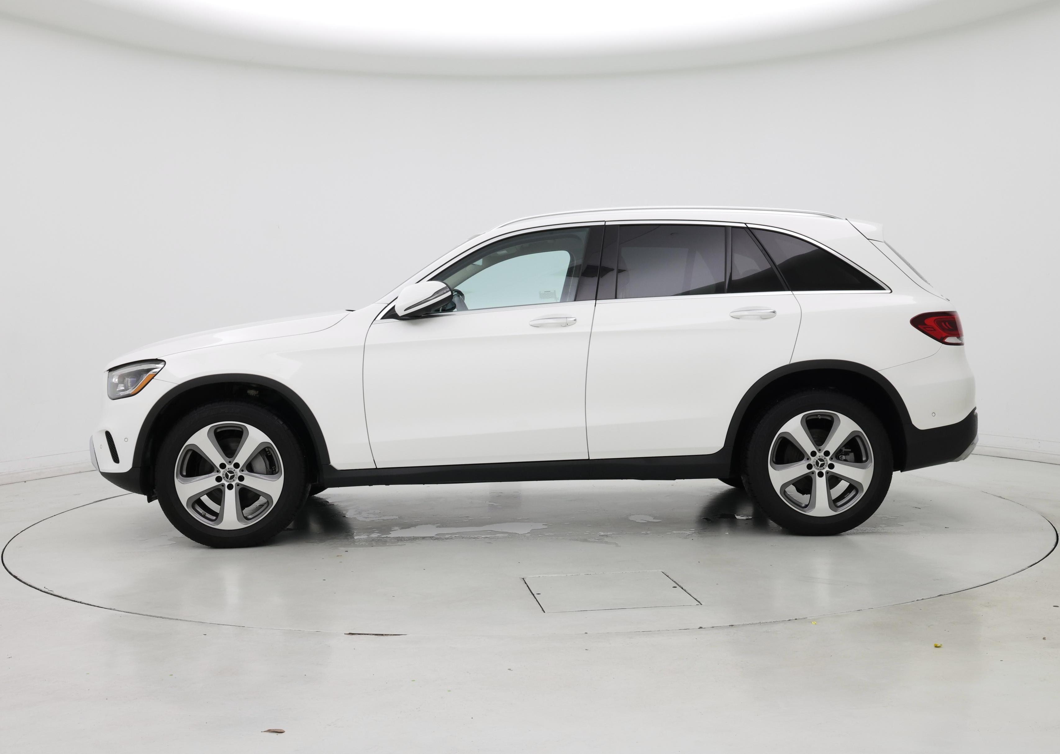 Thumbnail: 2022 Mercedes-Benz GLC - 3