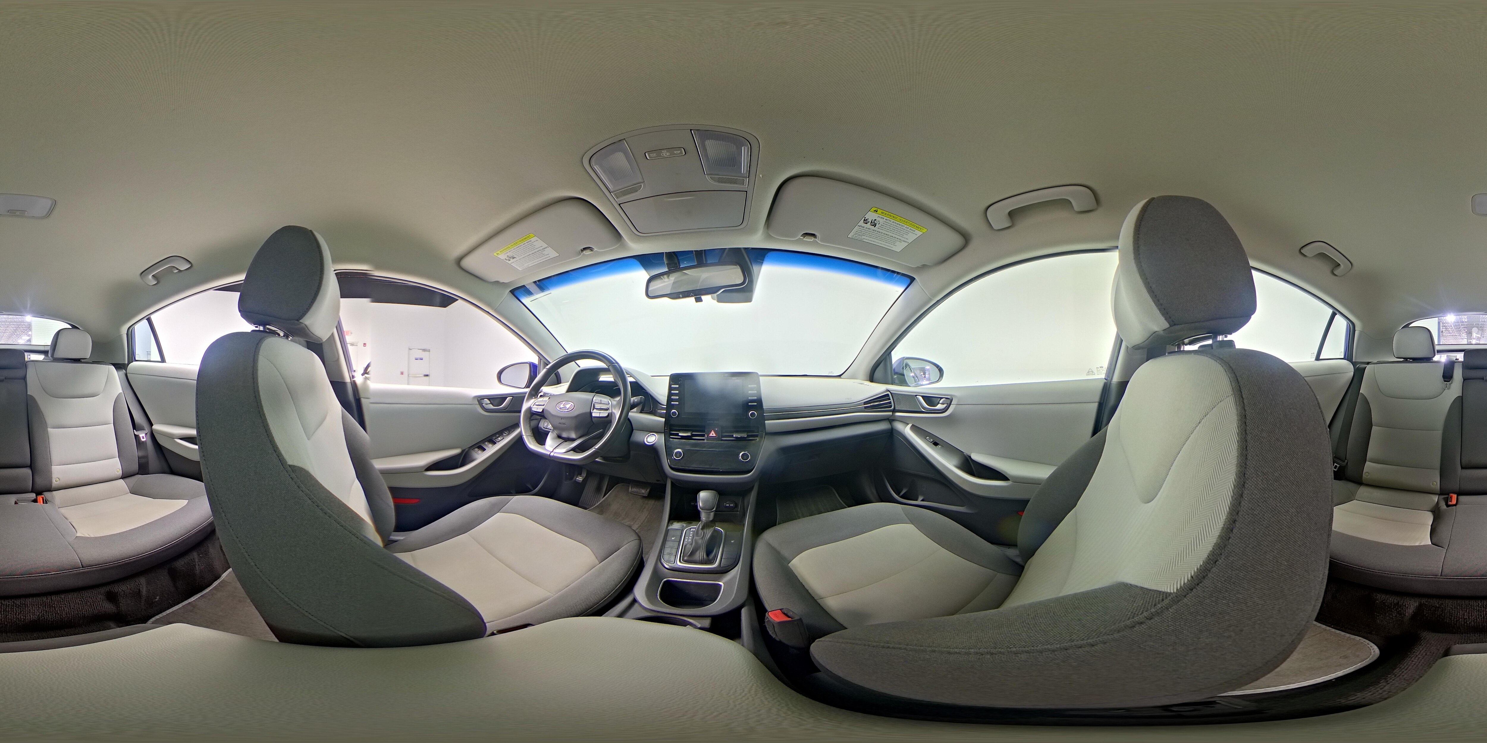 2020 Hyundai IONIQ SE - Photo 24