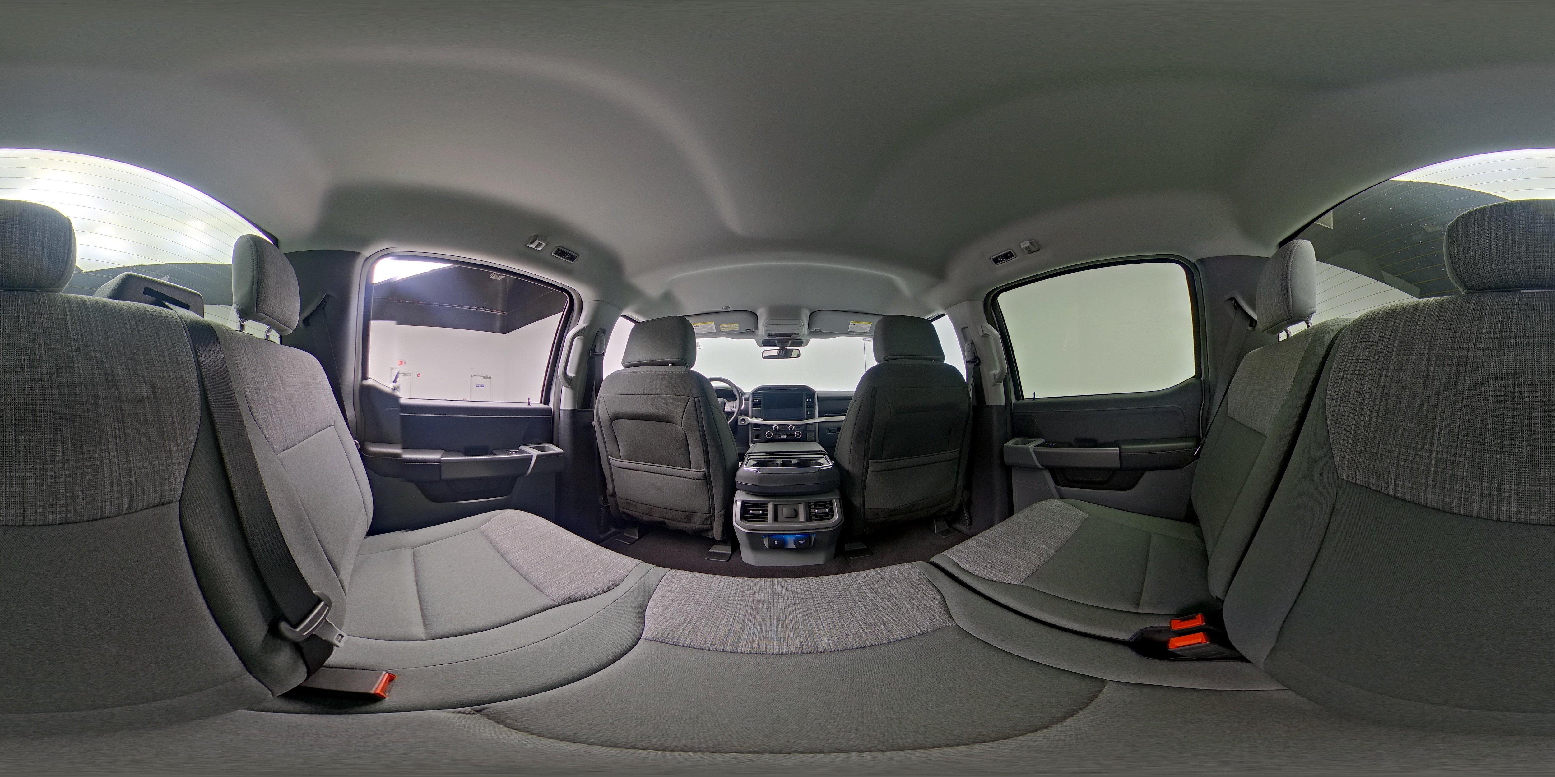 2023 Ford F-150 Lightning XLT - Photo 26