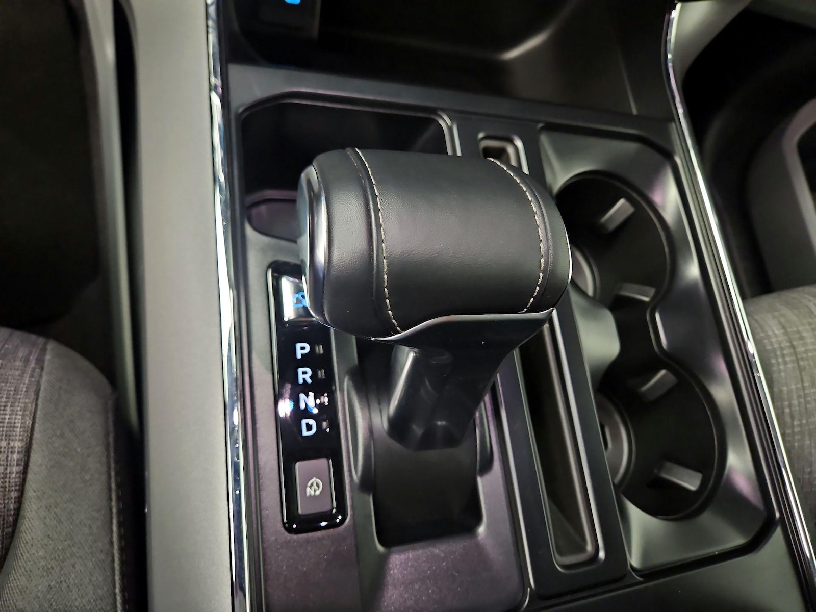 2023 Ford F-150 Lightning XLT - Photo 19