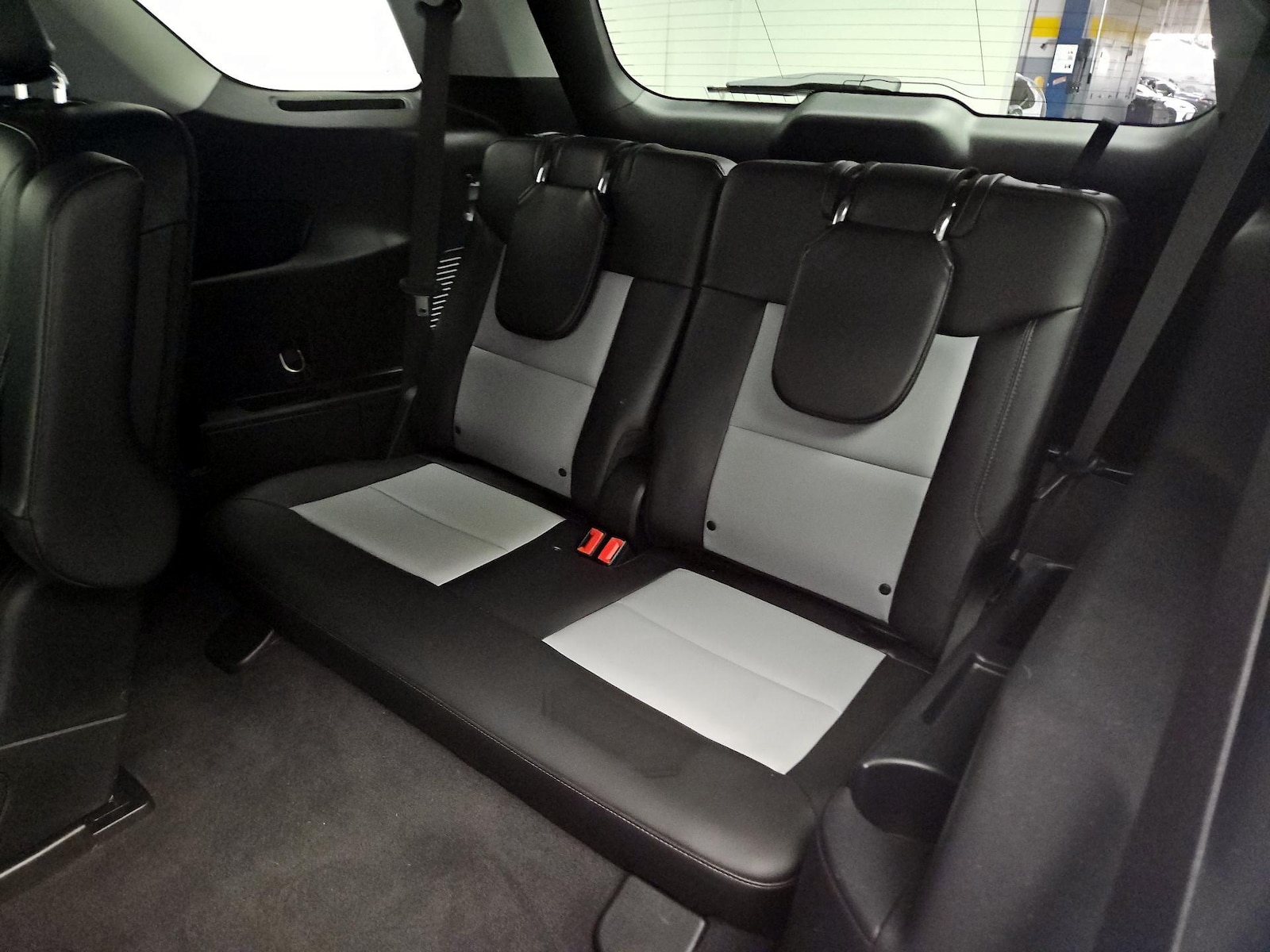 2022 Ford Explorer XLT - Photo 23