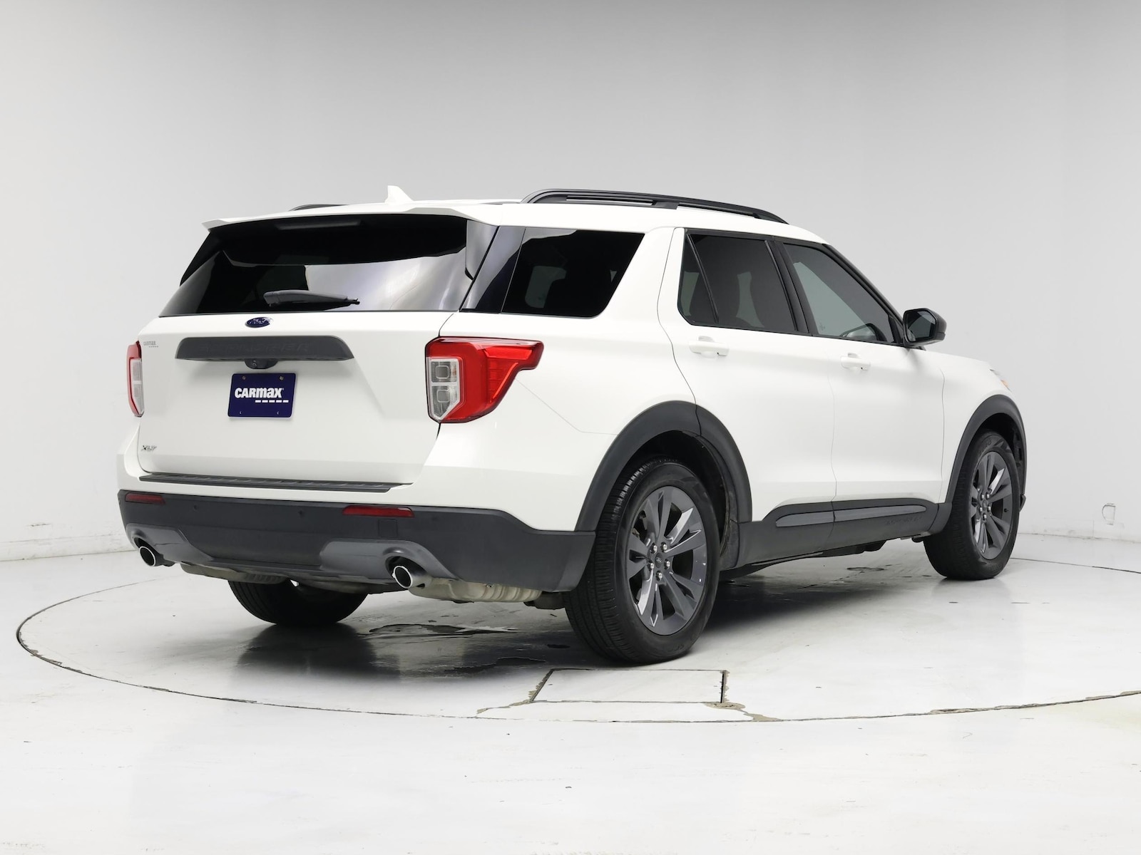 2022 Ford Explorer XLT - Photo 9