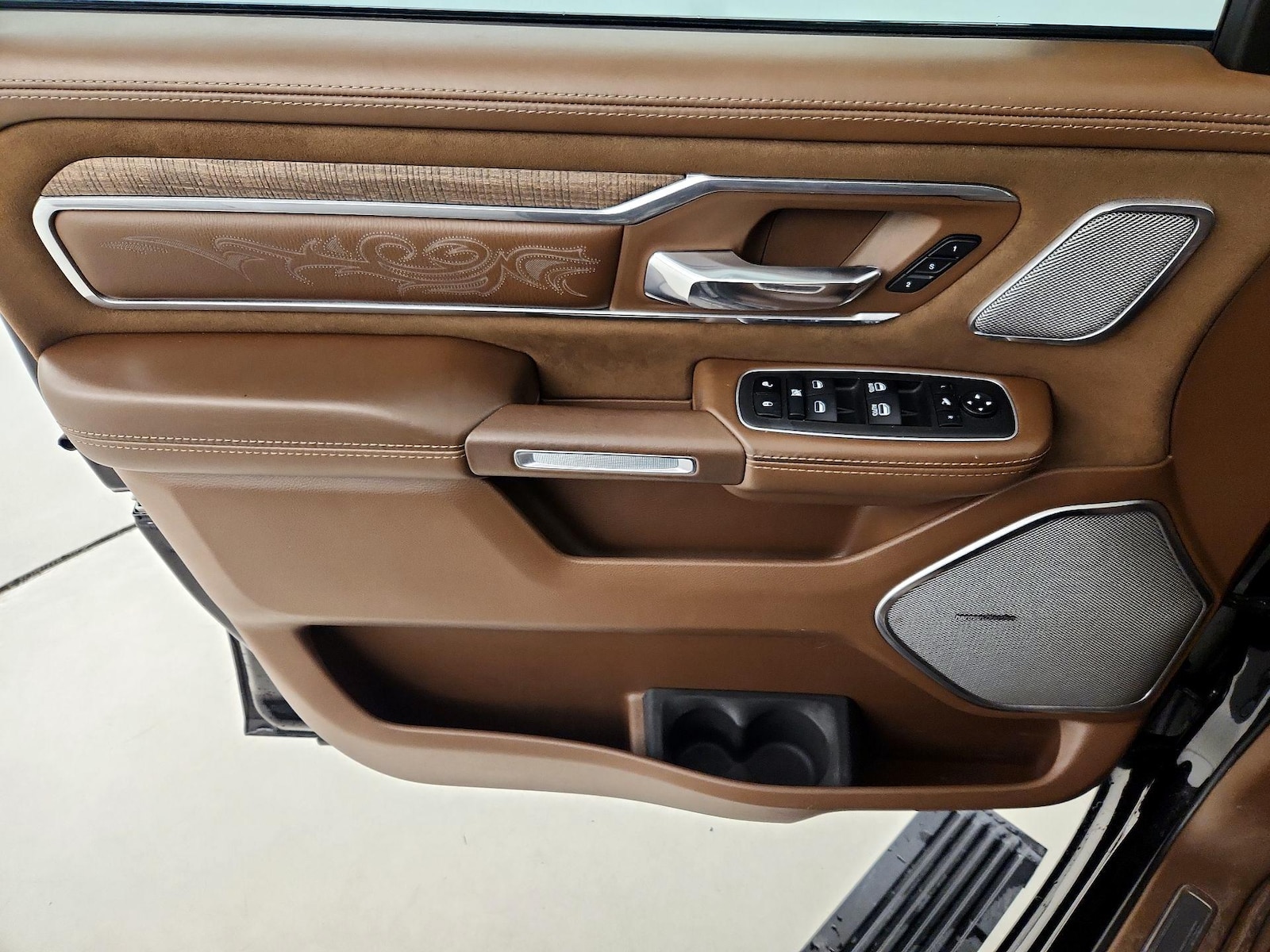 2023 RAM Ram 1500 Pickup Longhorn - Photo 13