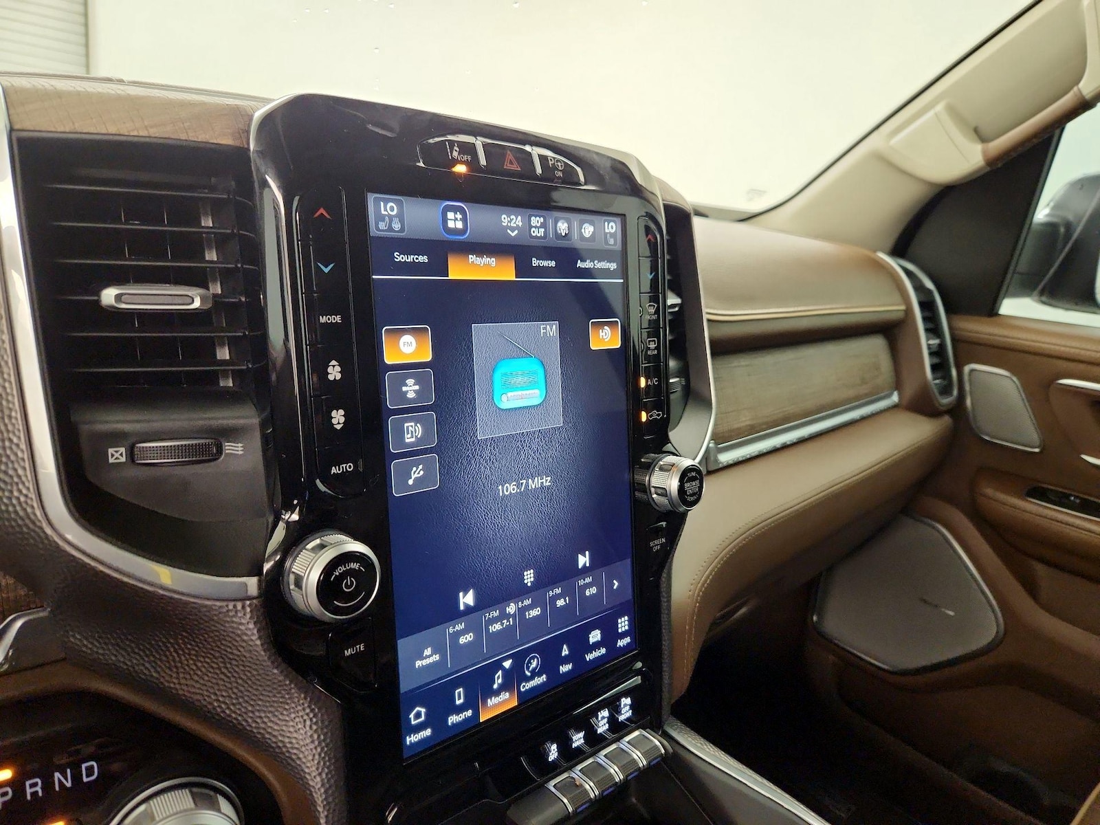 2023 RAM Ram 1500 Pickup Longhorn - Photo 17