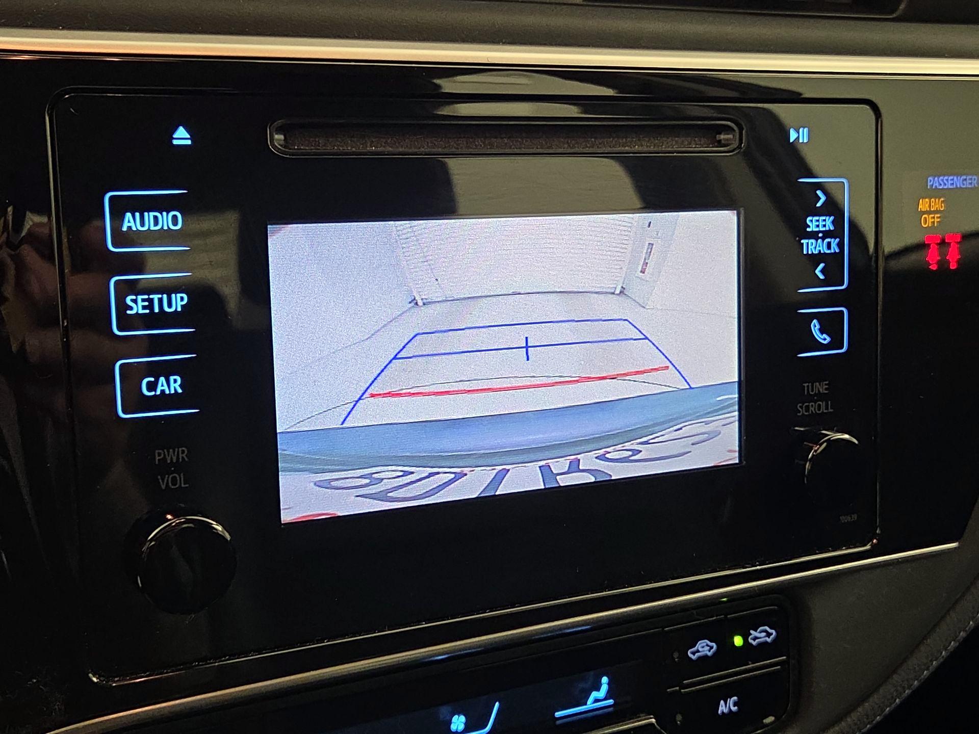 Thumbnail: 2018 Toyota Corolla - 14