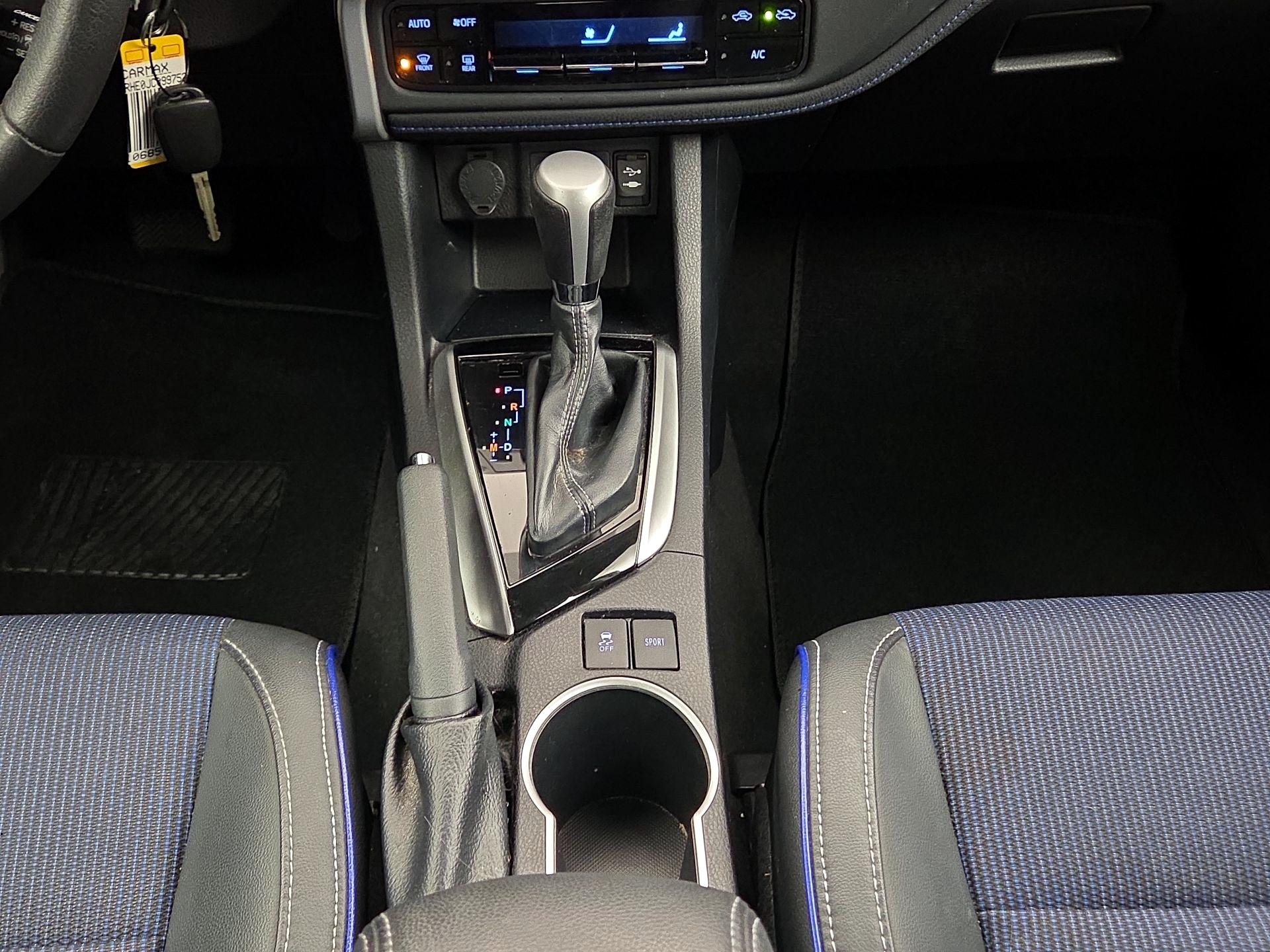 Thumbnail: 2018 Toyota Corolla - 17