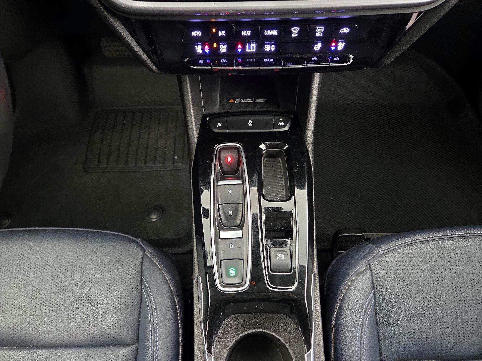 Thumbnail: 2023 Chevrolet Bolt EUV - 17