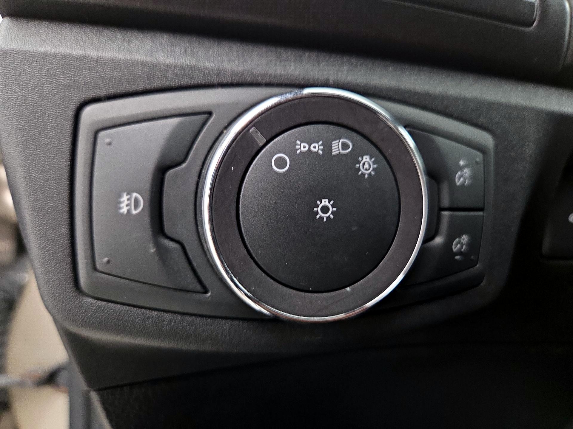 Thumbnail: 2019 Ford Fusion - 13