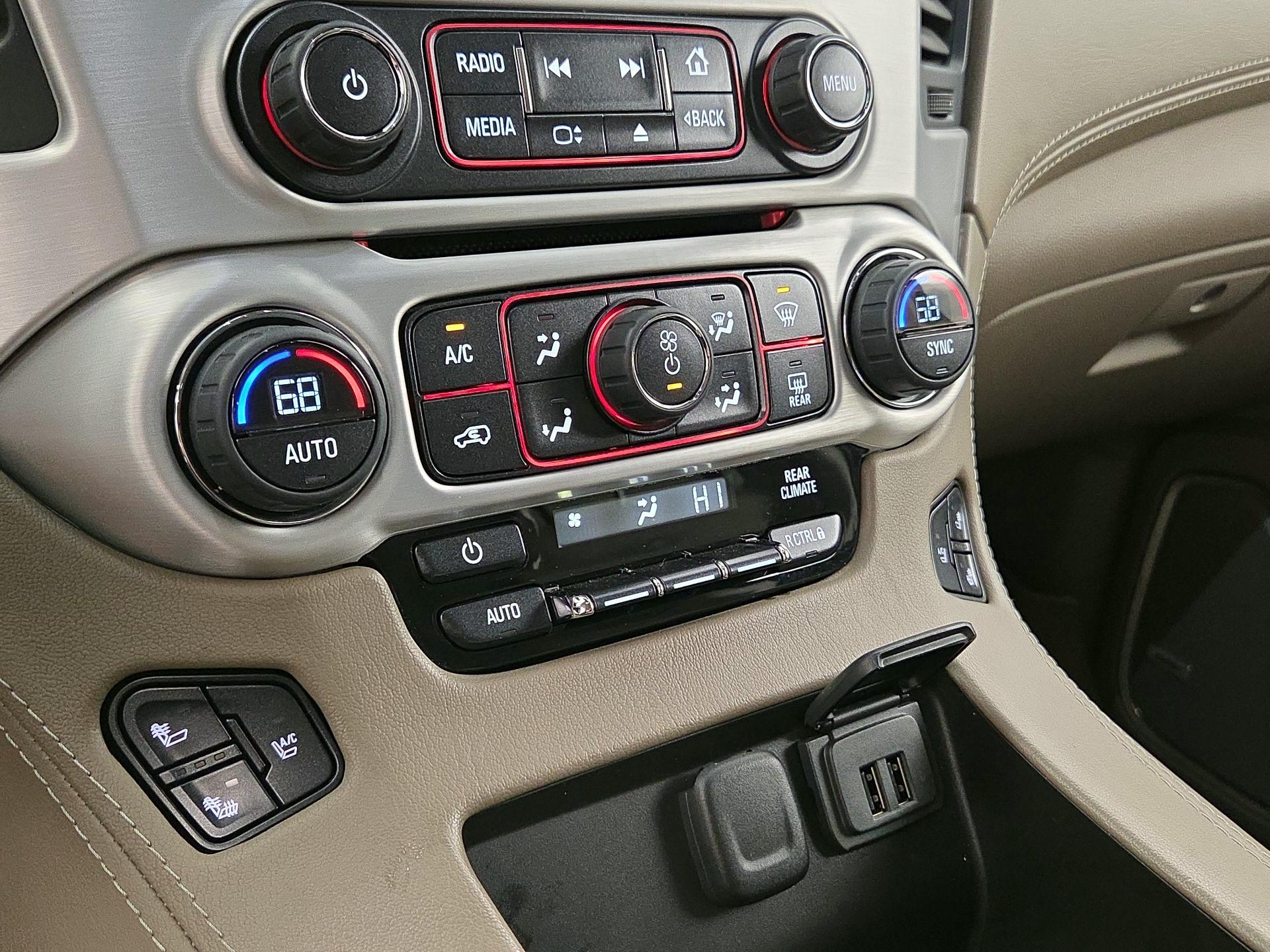 Thumbnail: 2015 GMC Yukon - 17