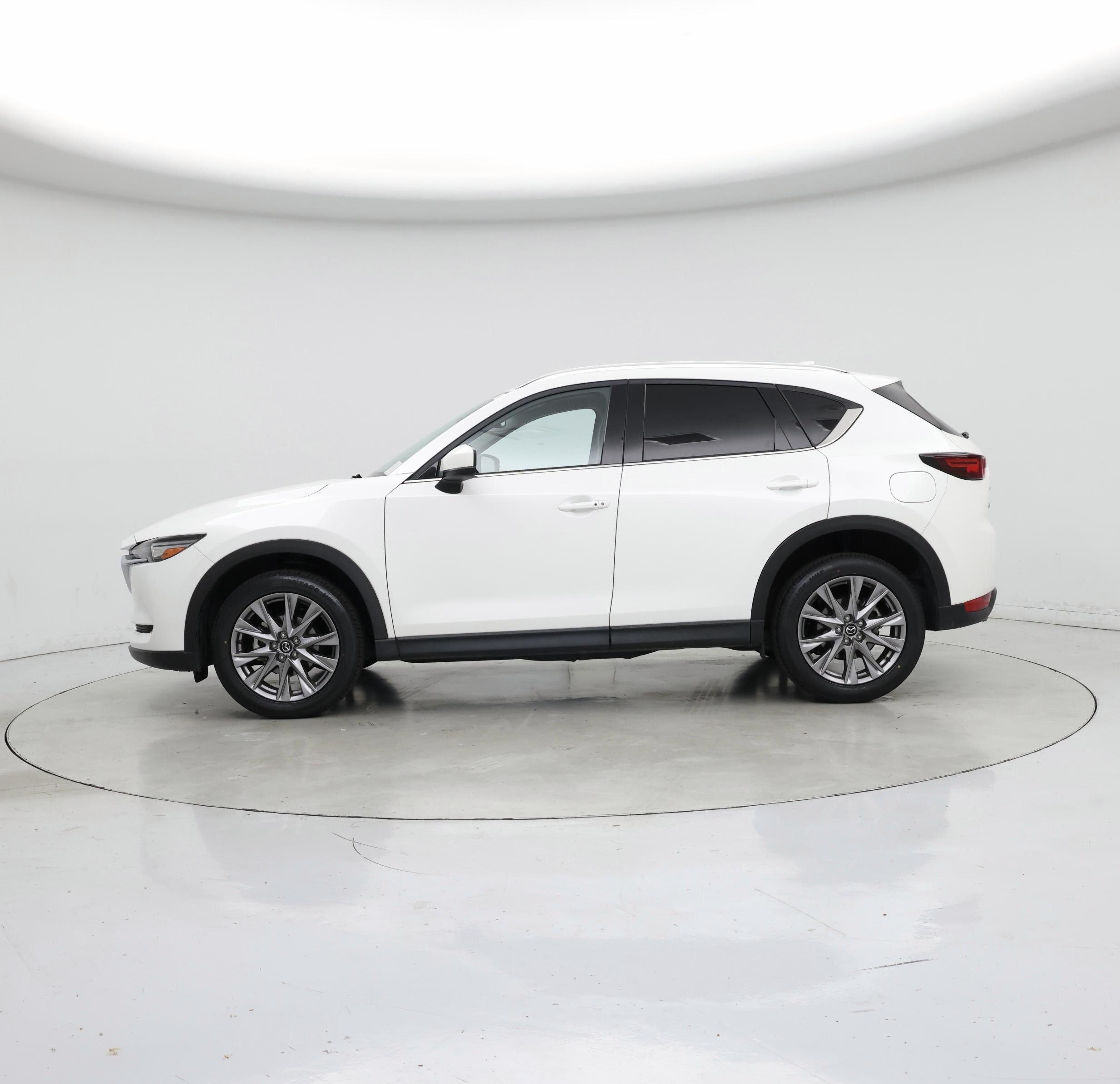 Thumbnail: 2021 Mazda CX-5 - 3