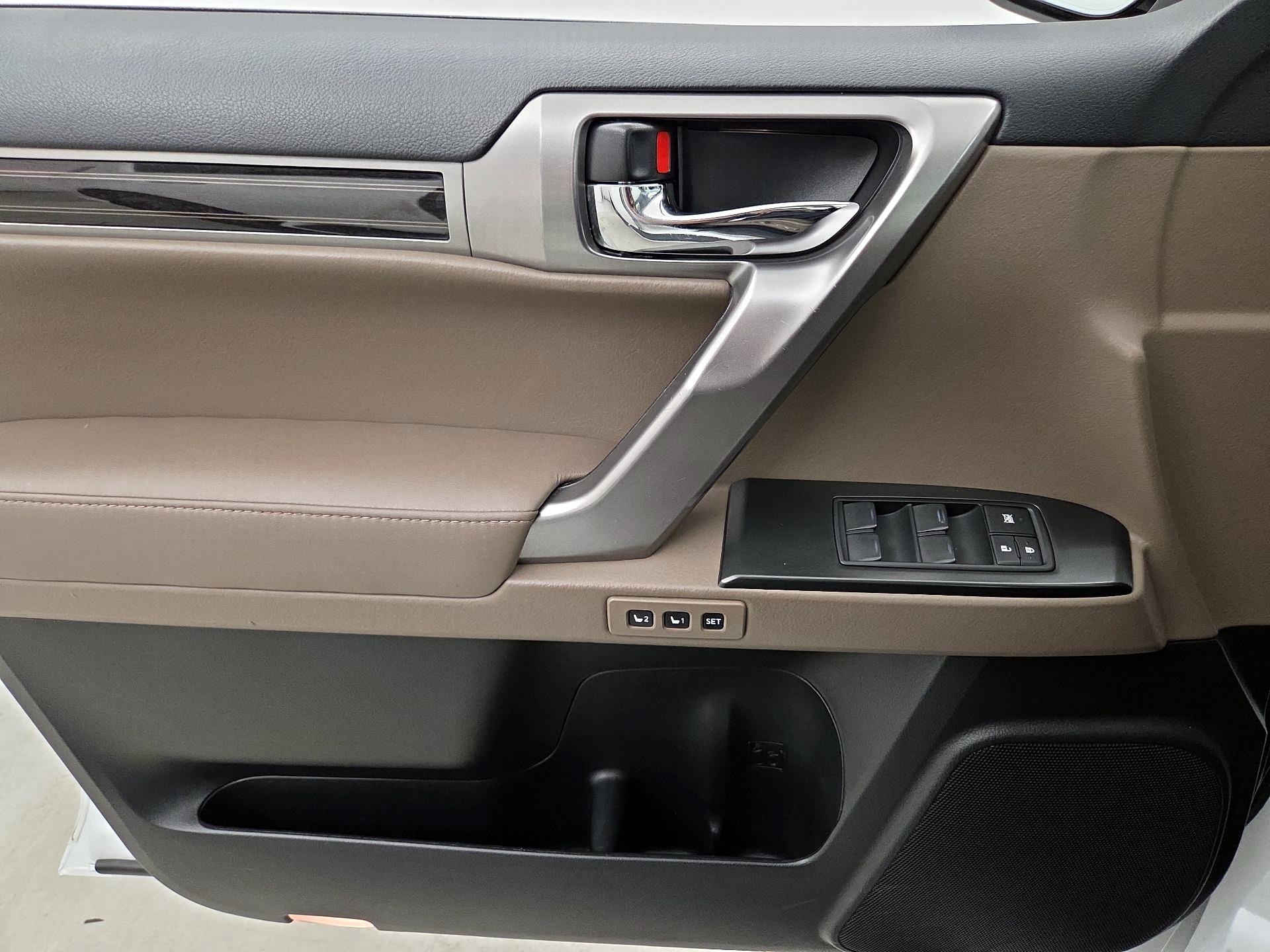 Thumbnail: 2022 Lexus GX - 12