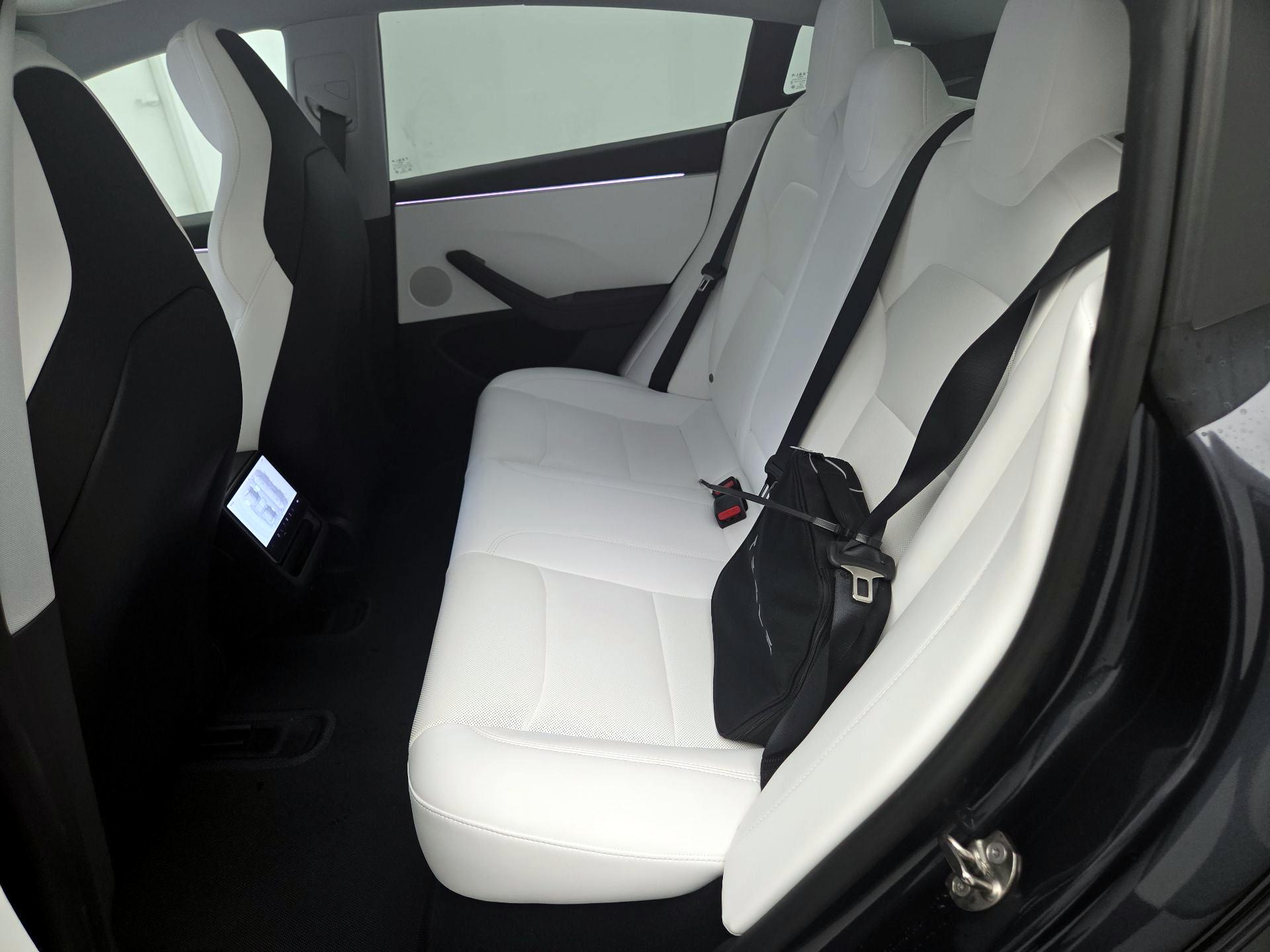 Thumbnail: 2024 Tesla Model 3 - 18