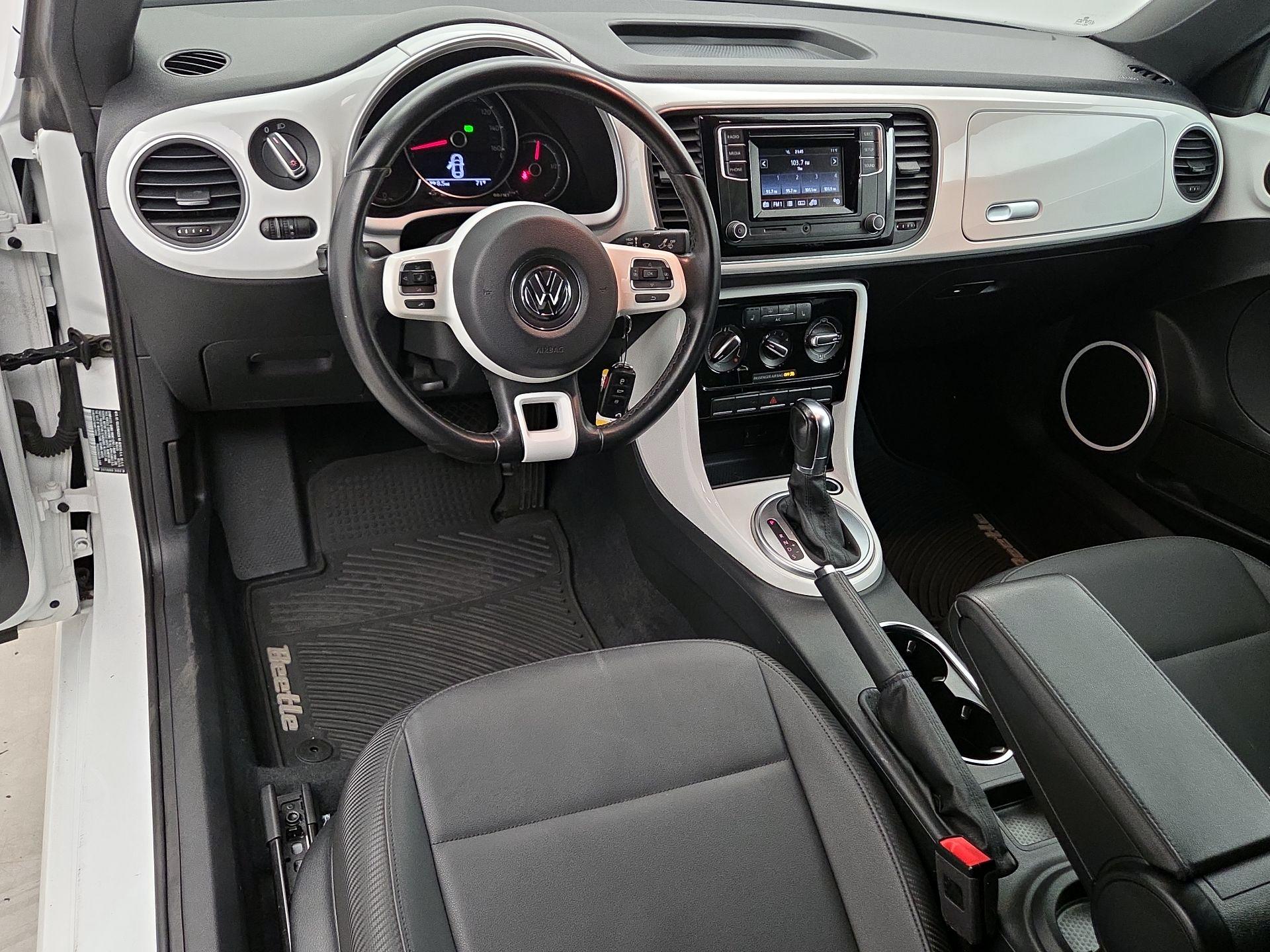 Thumbnail: 2019 Volkswagen Beetle - 9