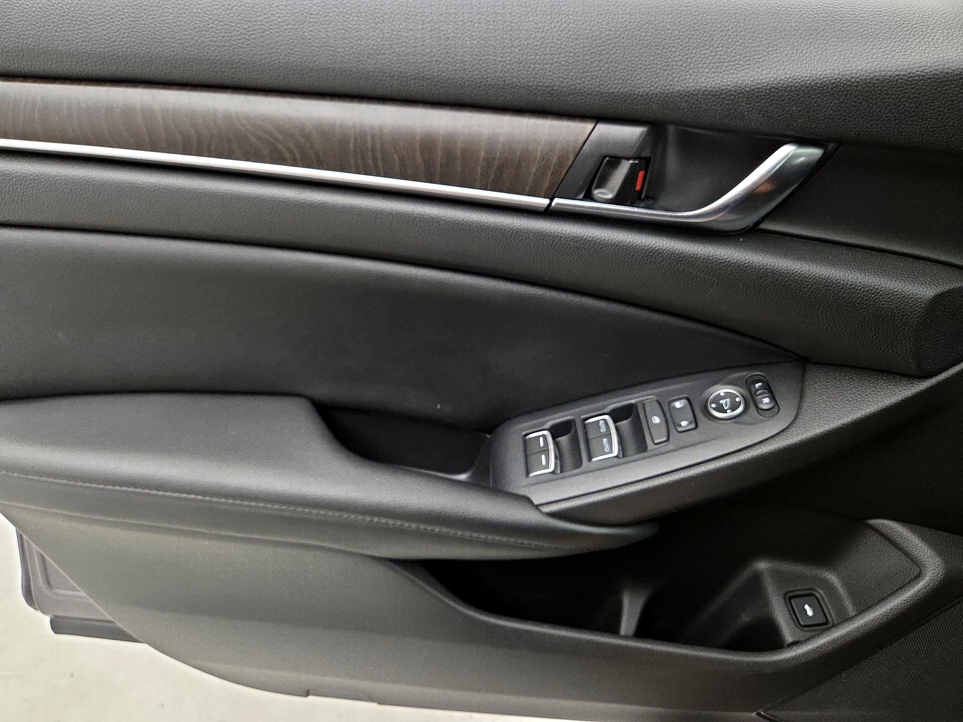 Thumbnail: 2021 Honda Accord - 12