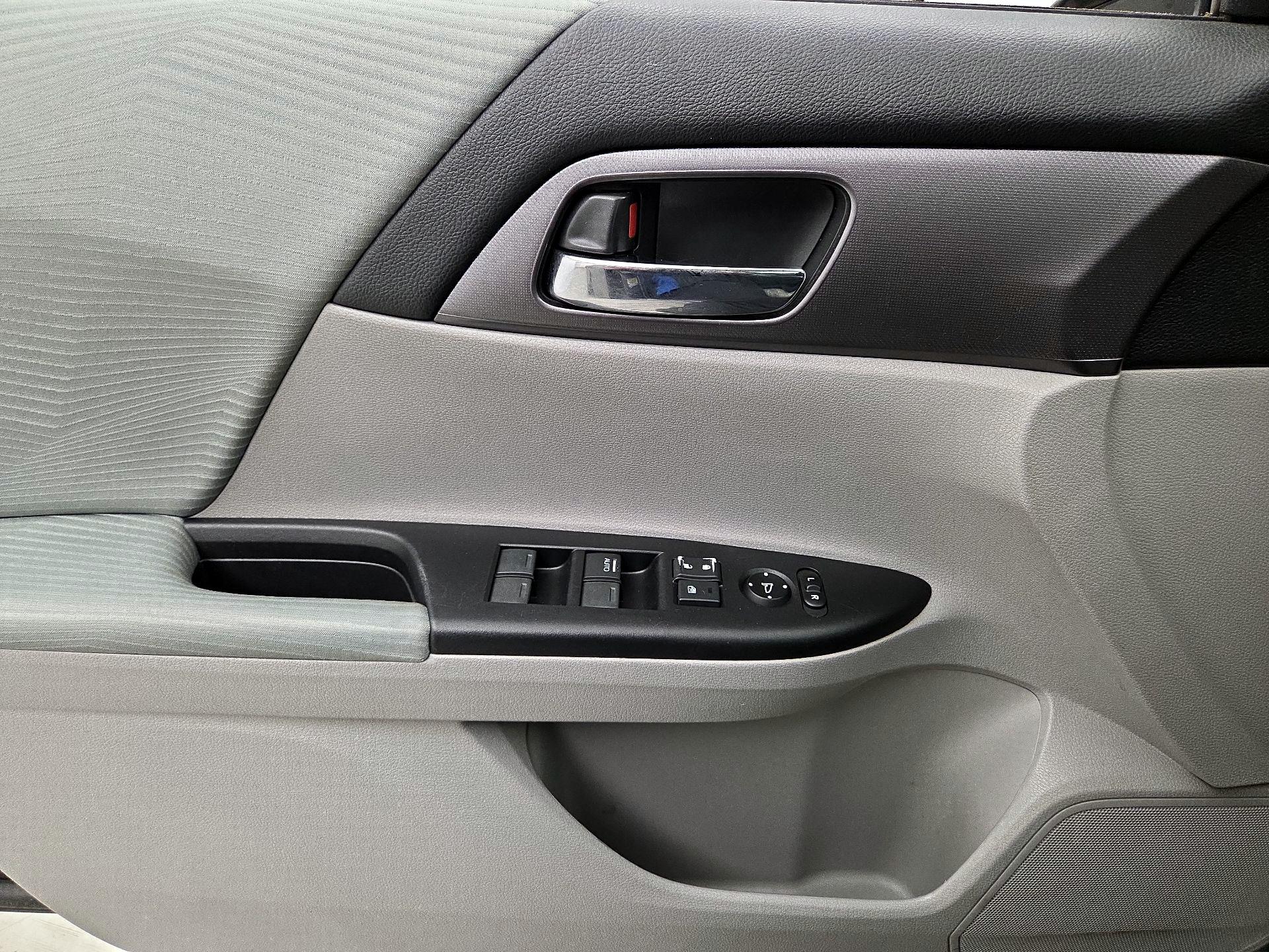 Thumbnail: 2014 Honda Accord - 12