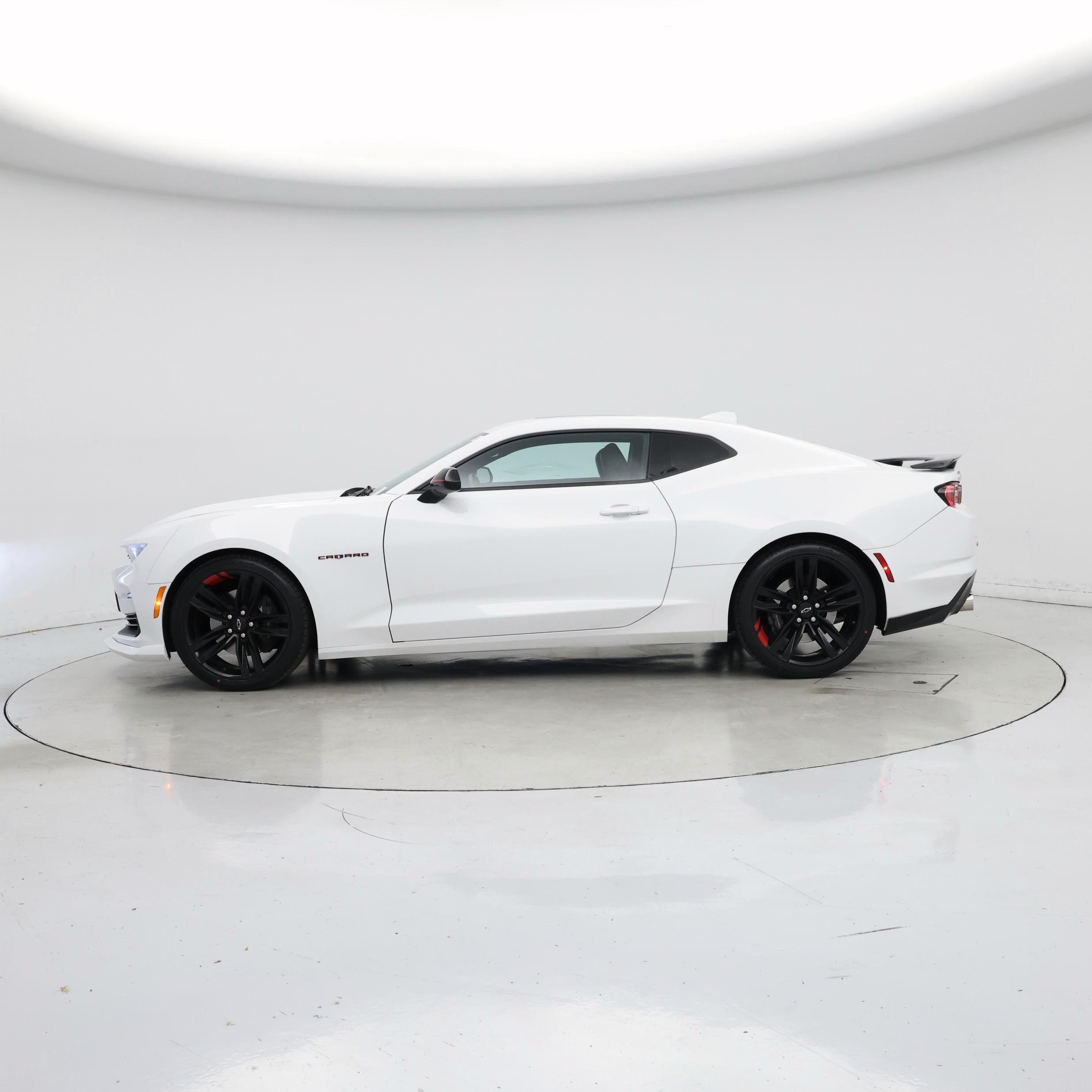 Thumbnail: 2021 Chevrolet Camaro - 3