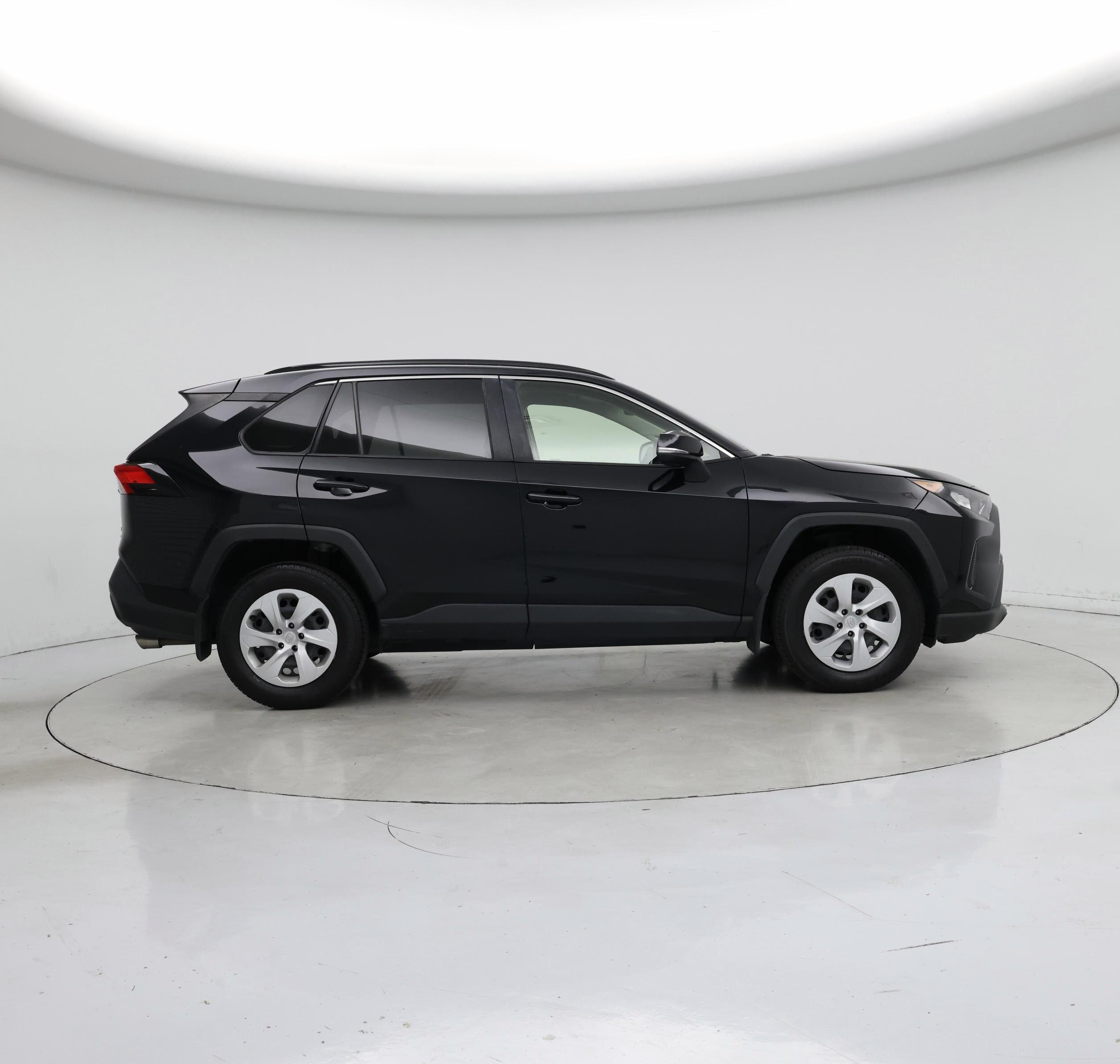 Thumbnail: 2019 Toyota RAV4 - 7