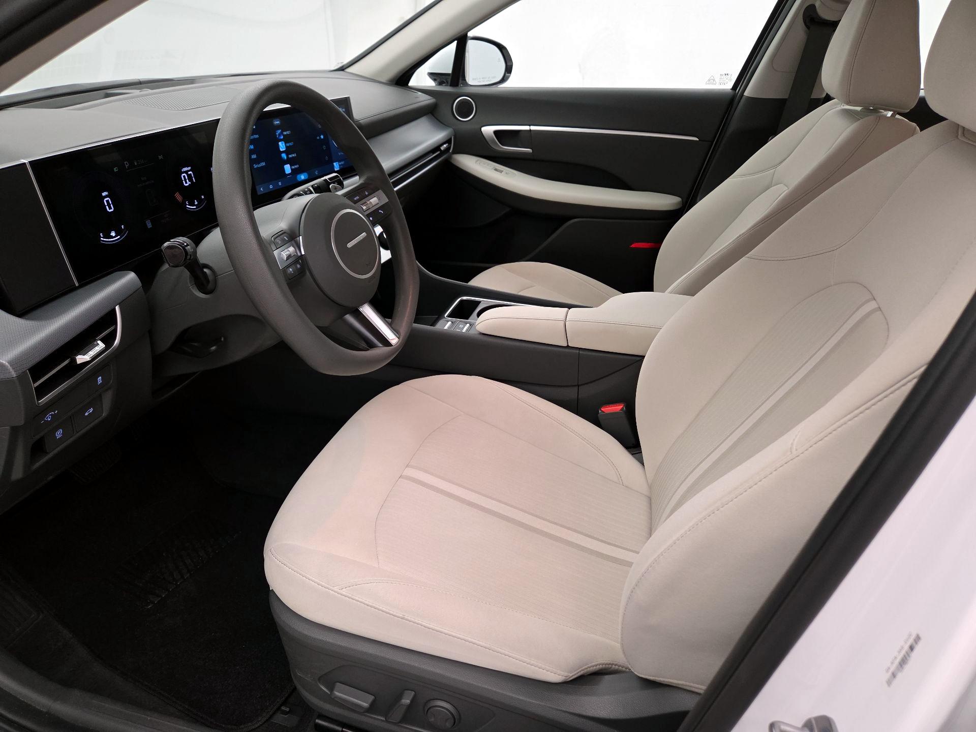 Thumbnail: 2025 Hyundai Sonata - 11